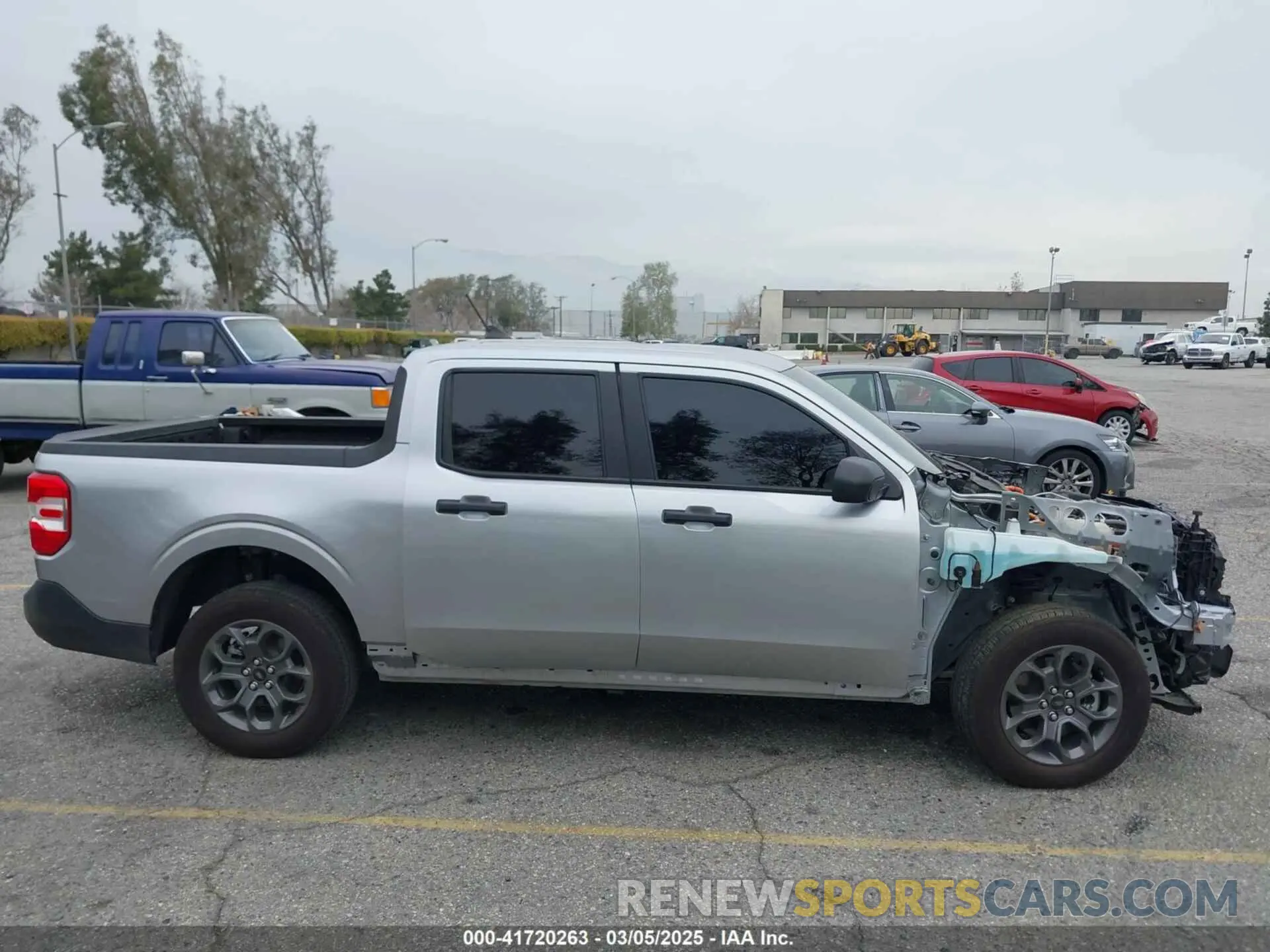 14 Photograph of a damaged car 3FTTW8E30PRA54969 FORD MAVERICK 2023