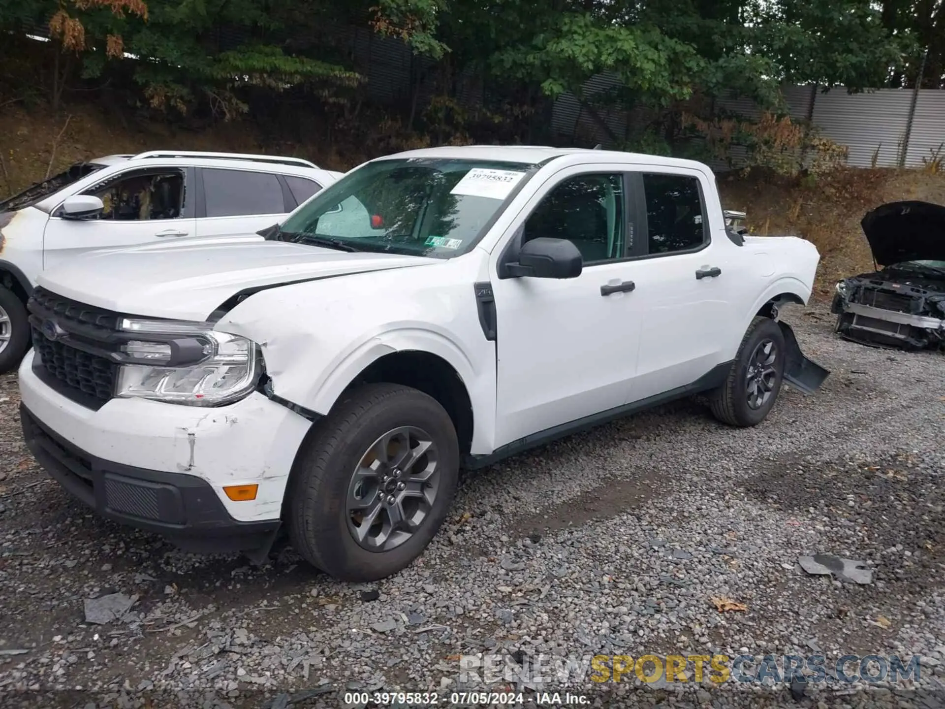 2 Photograph of a damaged car 3FTTW8E30PRA90189 FORD MAVERICK 2023
