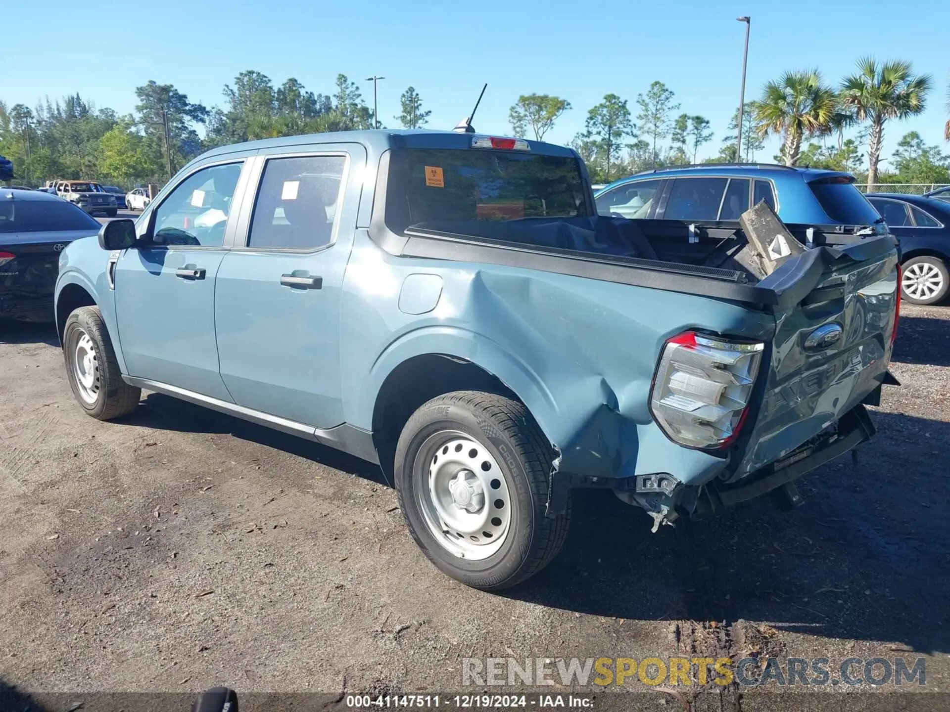 3 Photograph of a damaged car 3FTTW8E32PRA56304 FORD MAVERICK 2023
