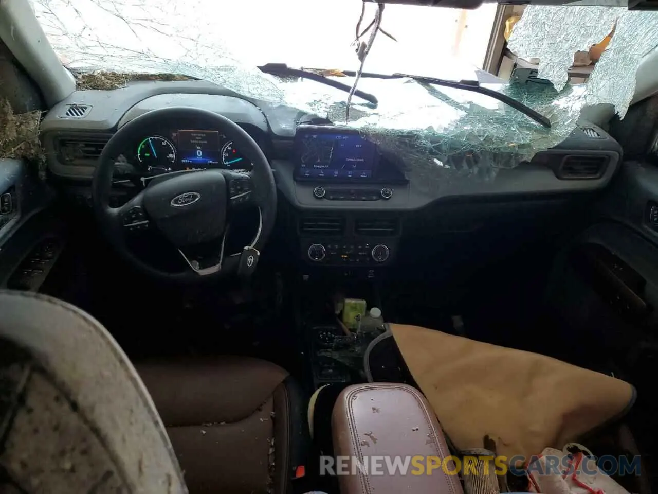 8 Photograph of a damaged car 3FTTW8E33PRA28656 FORD MAVERICK 2023