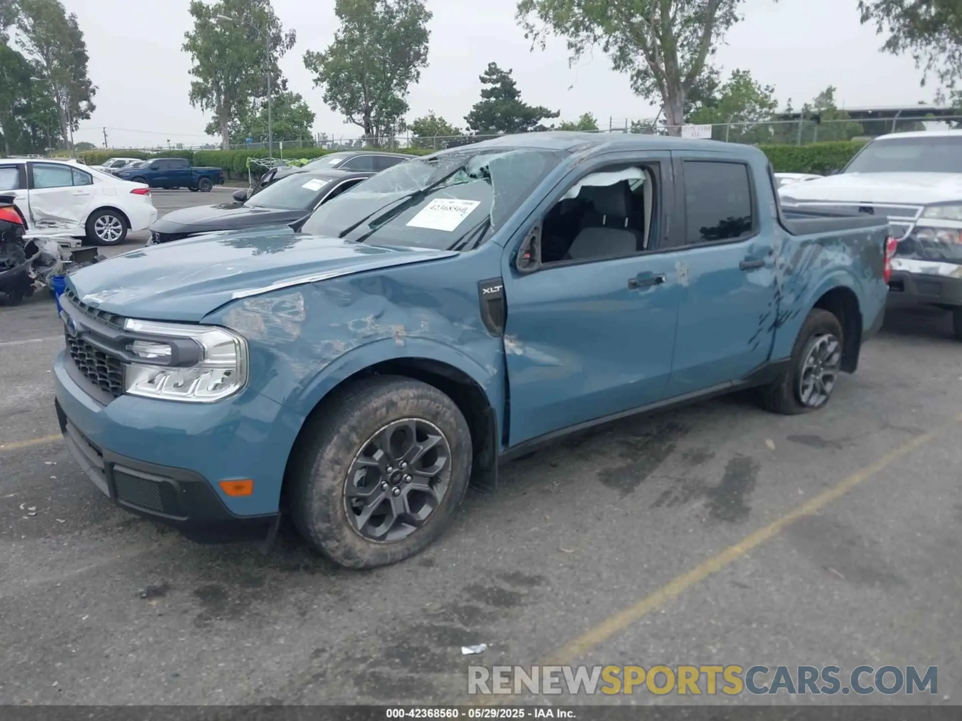 2 Фотография поврежденного автомобиля 3FTTW8E35PRA18775 FORD MAVERICK 2023