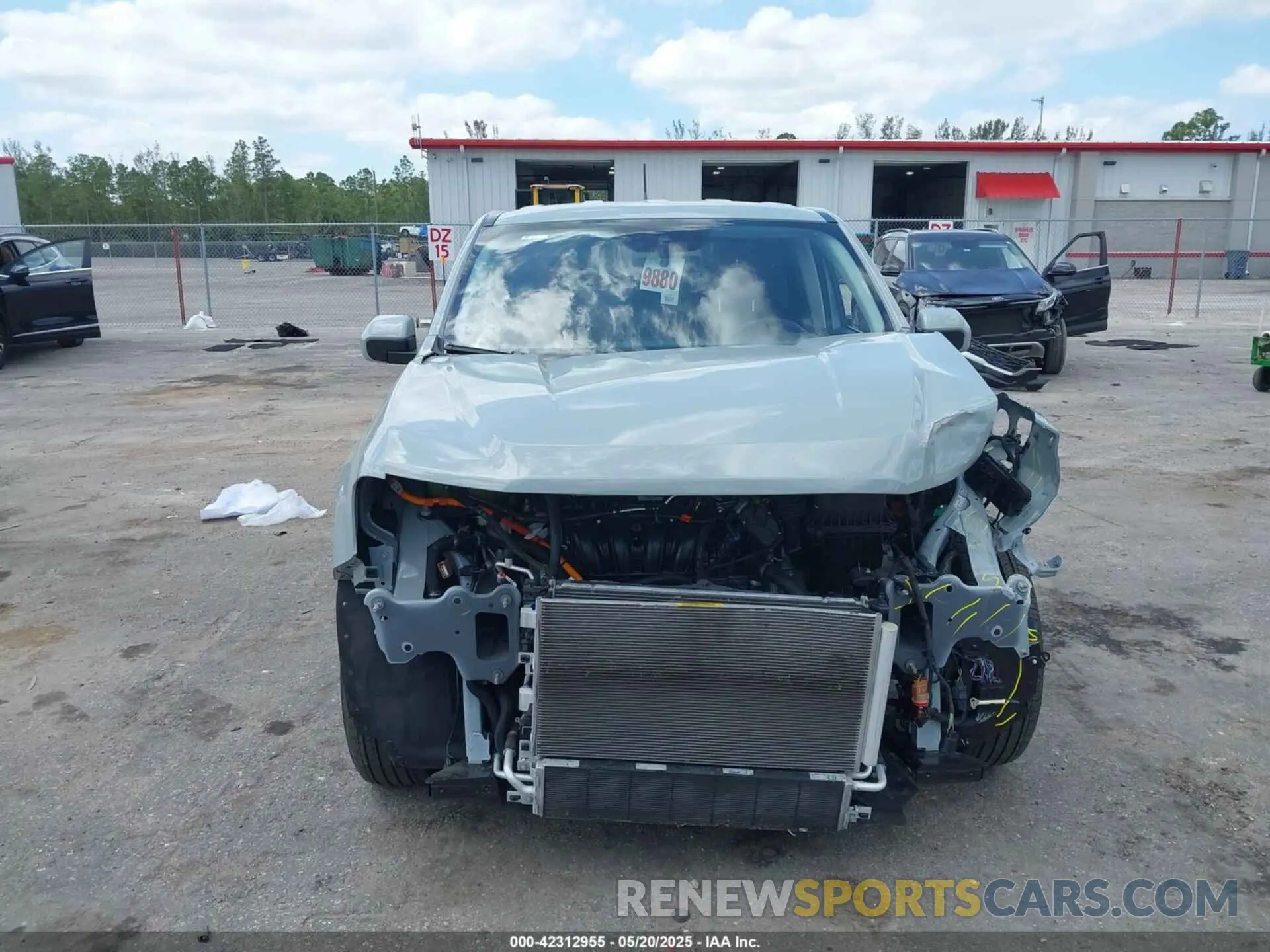 13 Фотография поврежденного автомобиля 3FTTW8E35PRB02451 FORD MAVERICK 2023