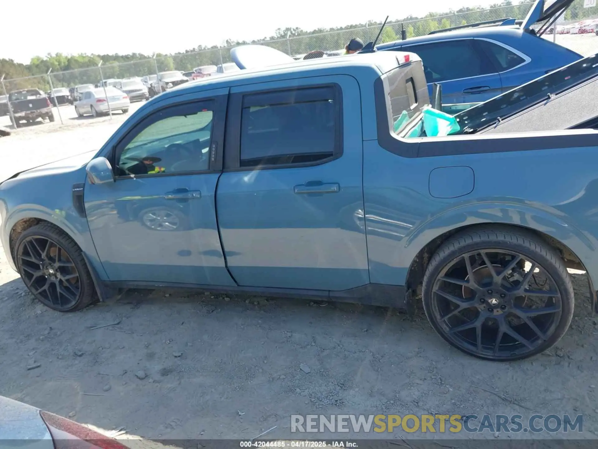 14 Фотография поврежденного автомобиля 3FTTW8E3XPRA87736 FORD MAVERICK 2023