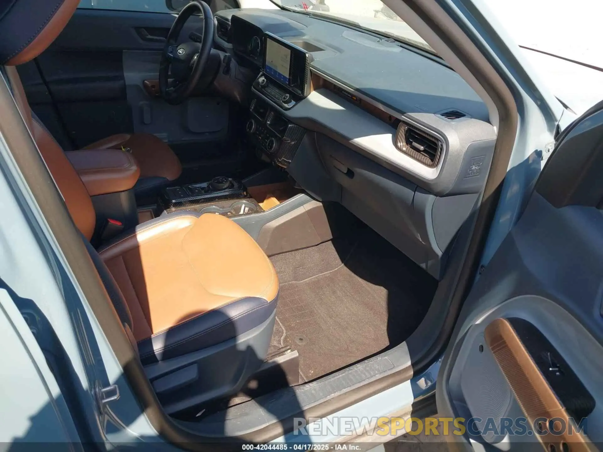 5 Фотография поврежденного автомобиля 3FTTW8E3XPRA87736 FORD MAVERICK 2023