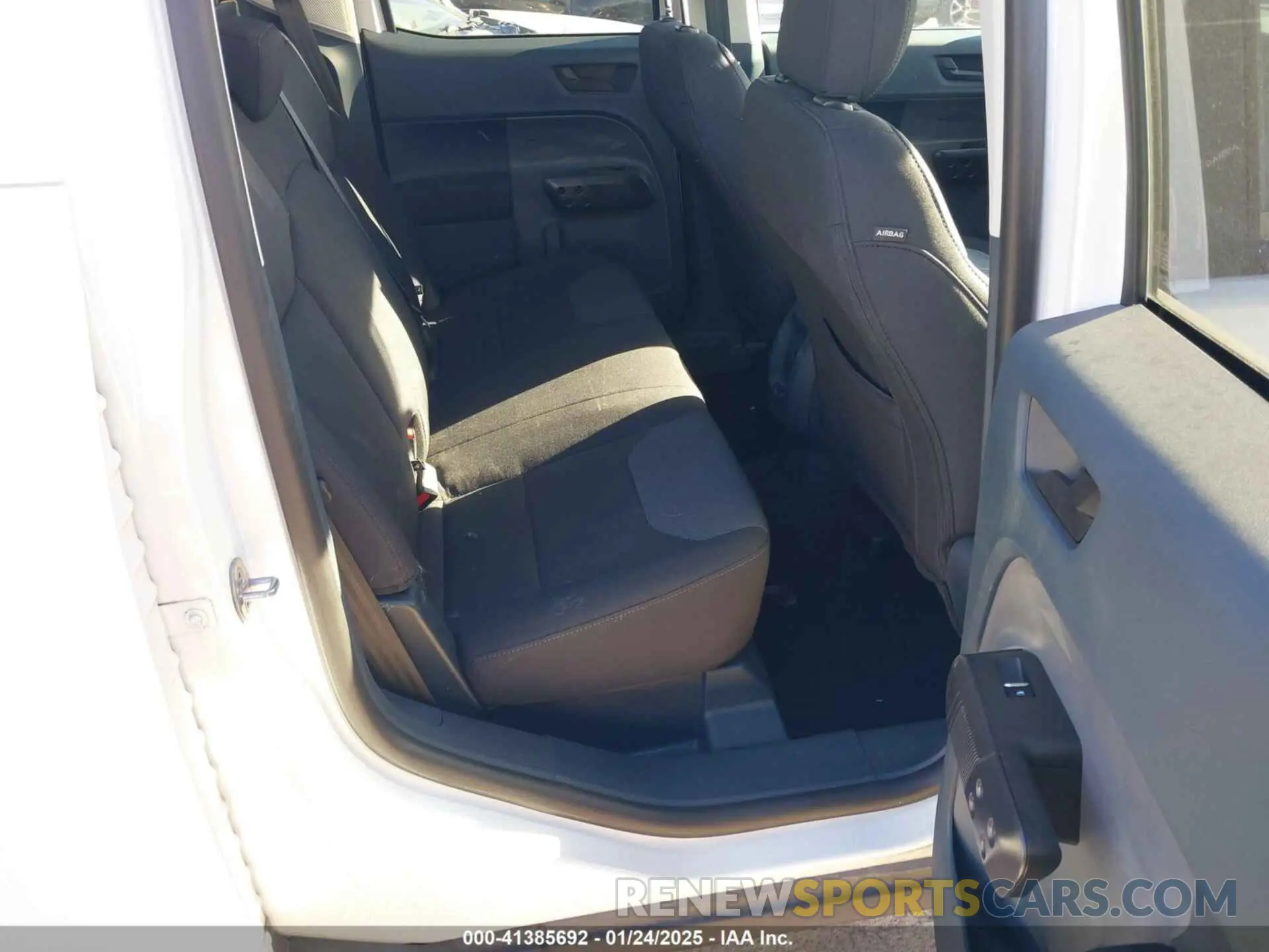 8 Photograph of a damaged car 3FTTW8E93PRA50807 FORD MAVERICK 2023