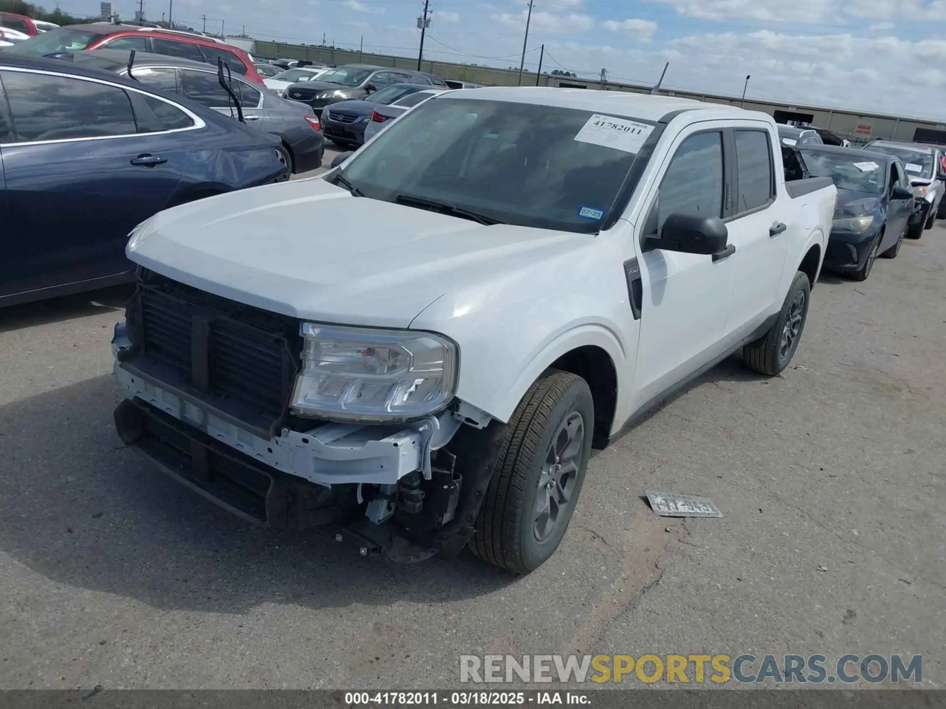 2 Фотография поврежденного автомобиля 3FTTW8E96PRA74020 FORD MAVERICK 2023
