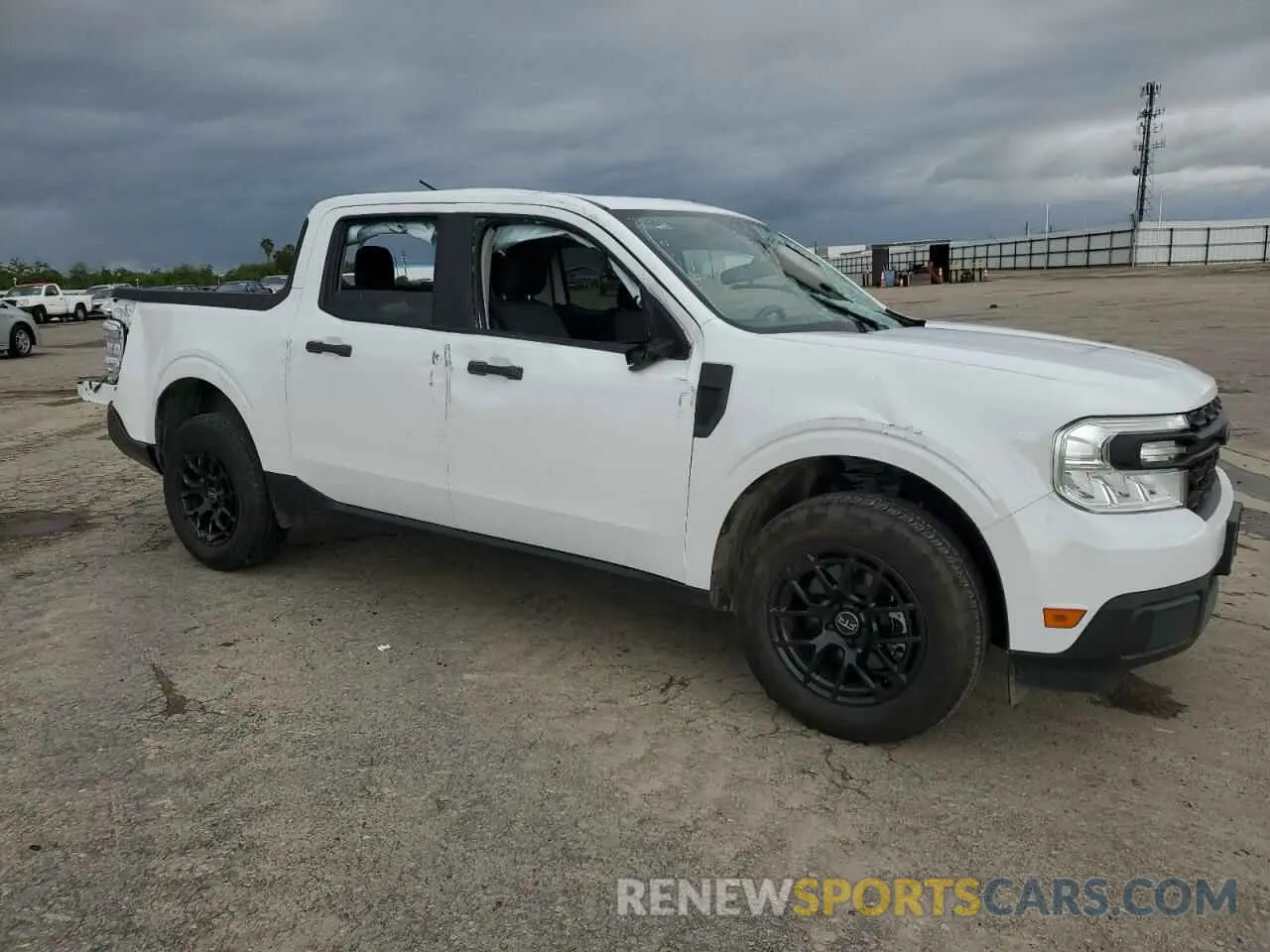 4 Фотография поврежденного автомобиля 3FTTW8E9XPRA25273 FORD MAVERICK 2023