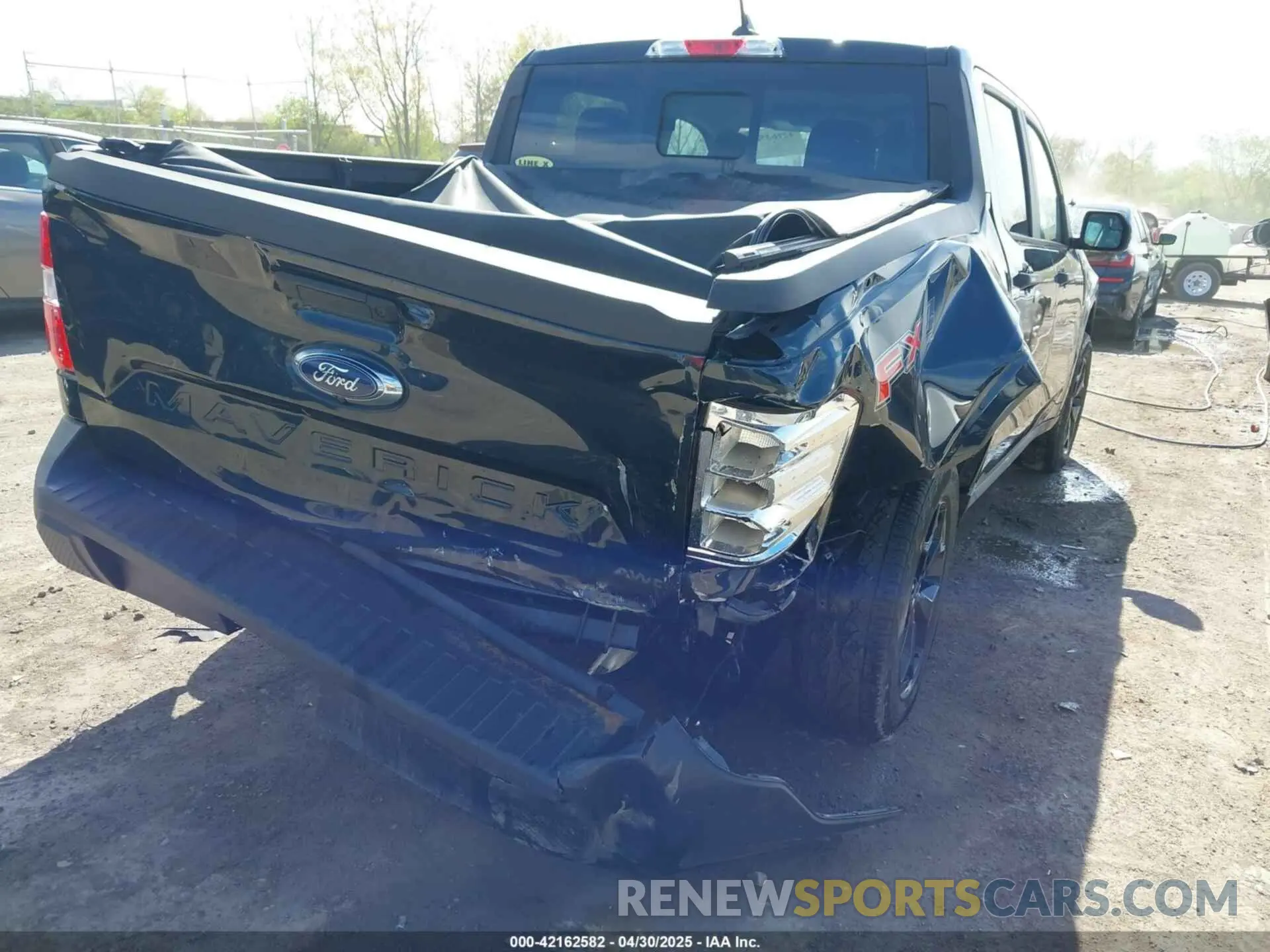 6 Photograph of a damaged car 3FTTW8F97PRA44880 FORD MAVERICK 2023