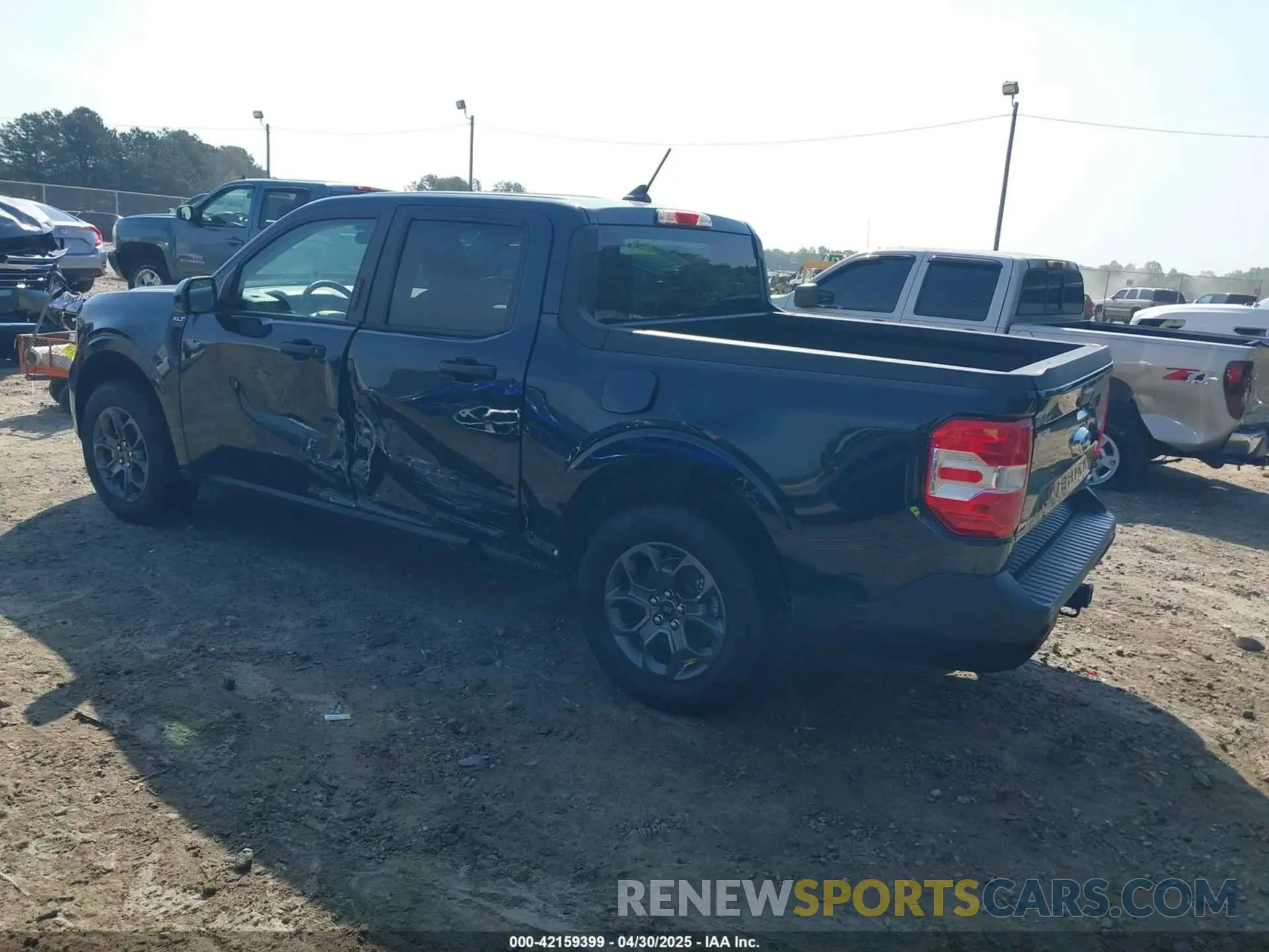 3 Photograph of a damaged car 3FTTW8F99PRA52222 FORD MAVERICK 2023