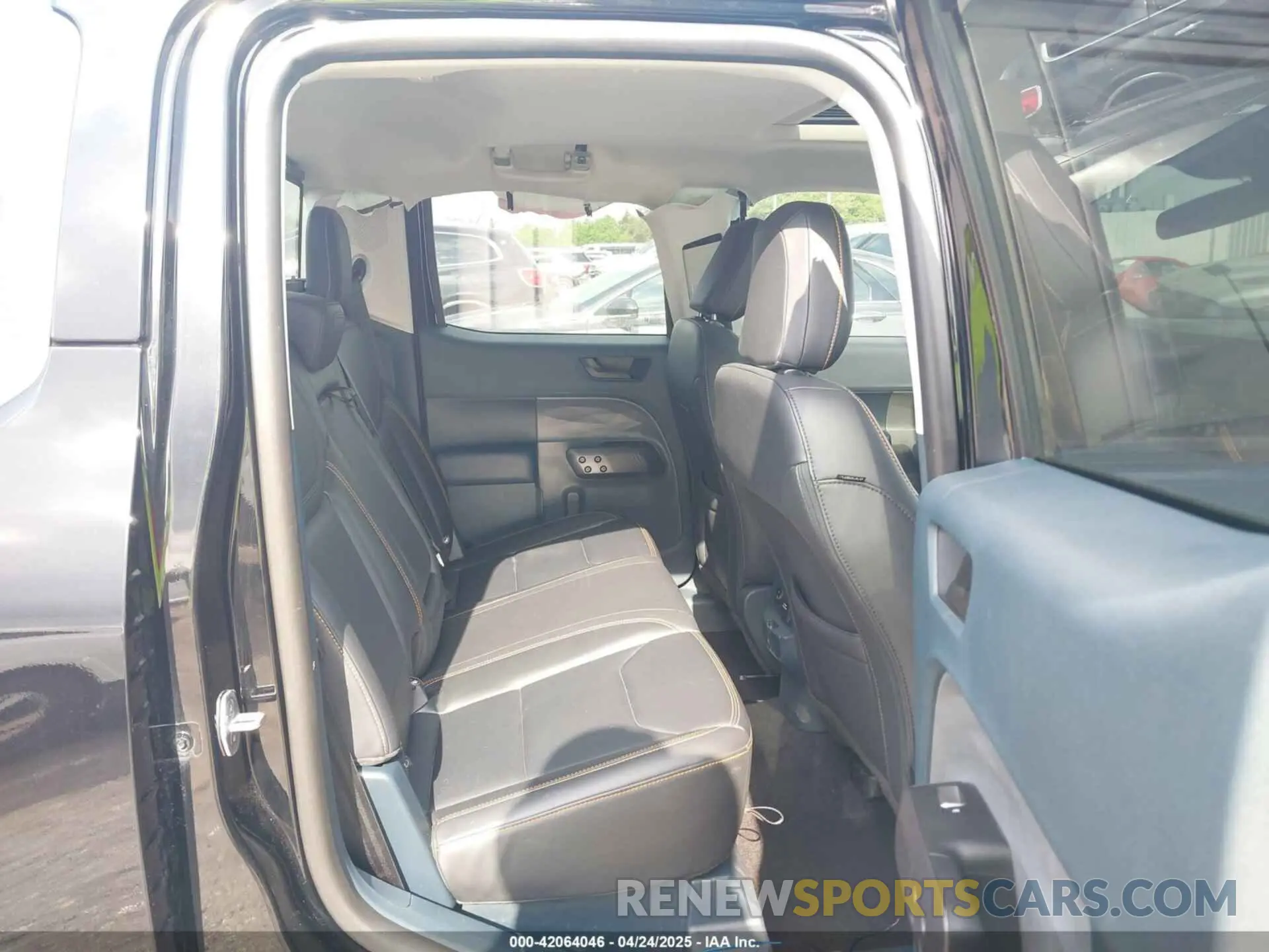 8 Фотография поврежденного автомобиля 3FTTW8G92PRA26432 FORD MAVERICK 2023
