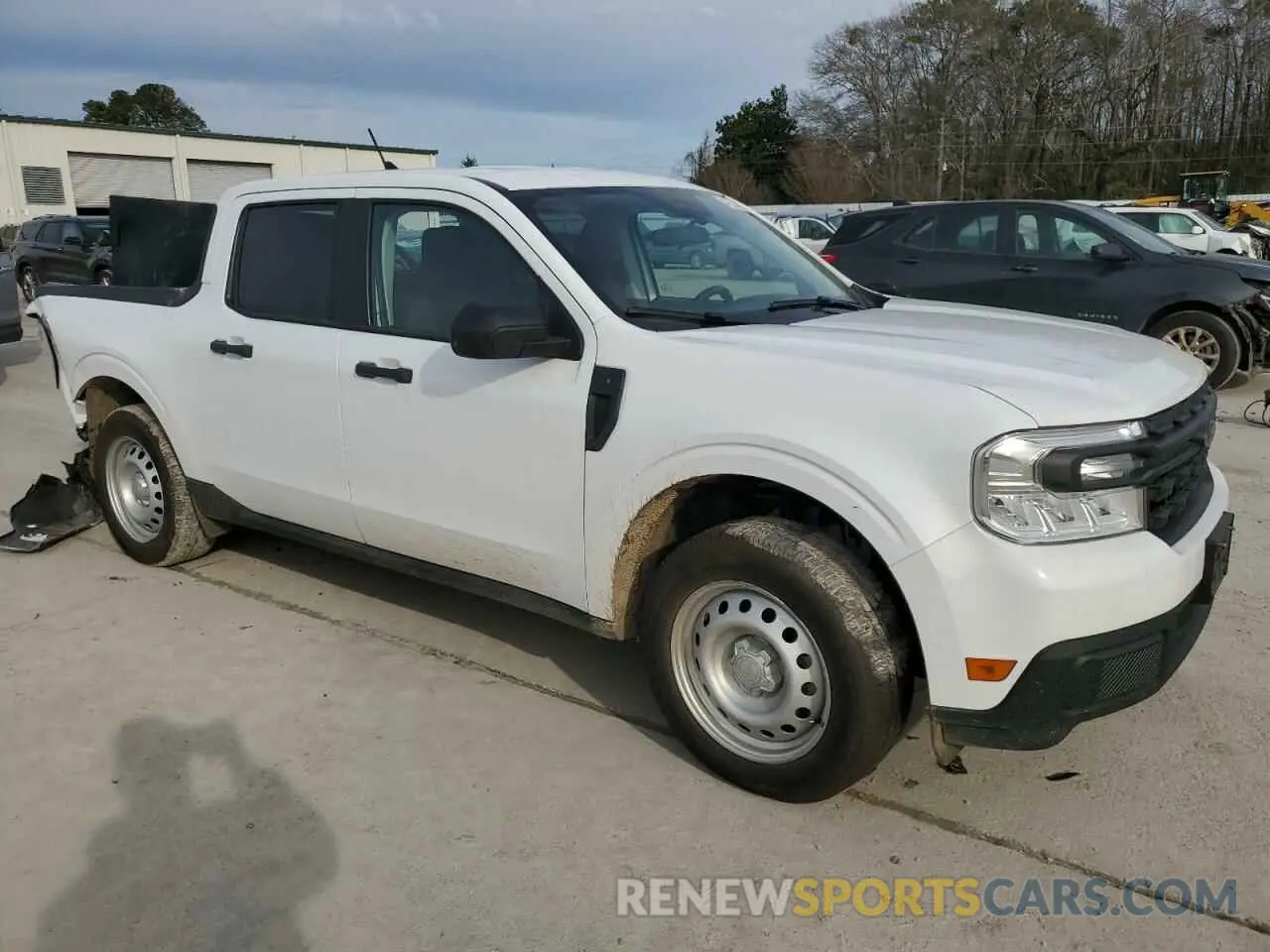 4 Photograph of a damaged car 3FTTW8A31RRA01304 FORD MAVERICK 2024