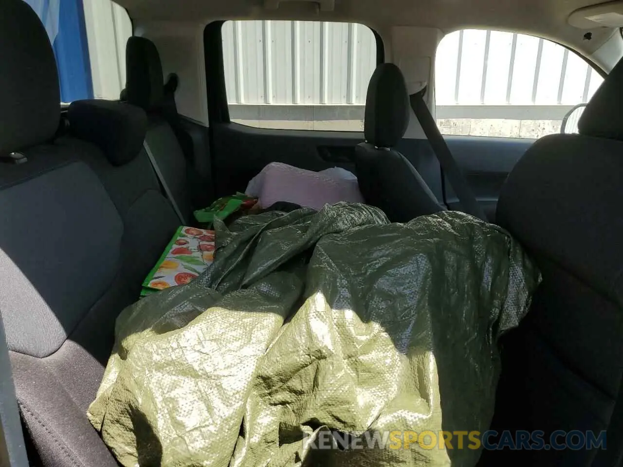 10 Photograph of a damaged car 3FTTW8A33RRA79020 FORD MAVERICK 2024