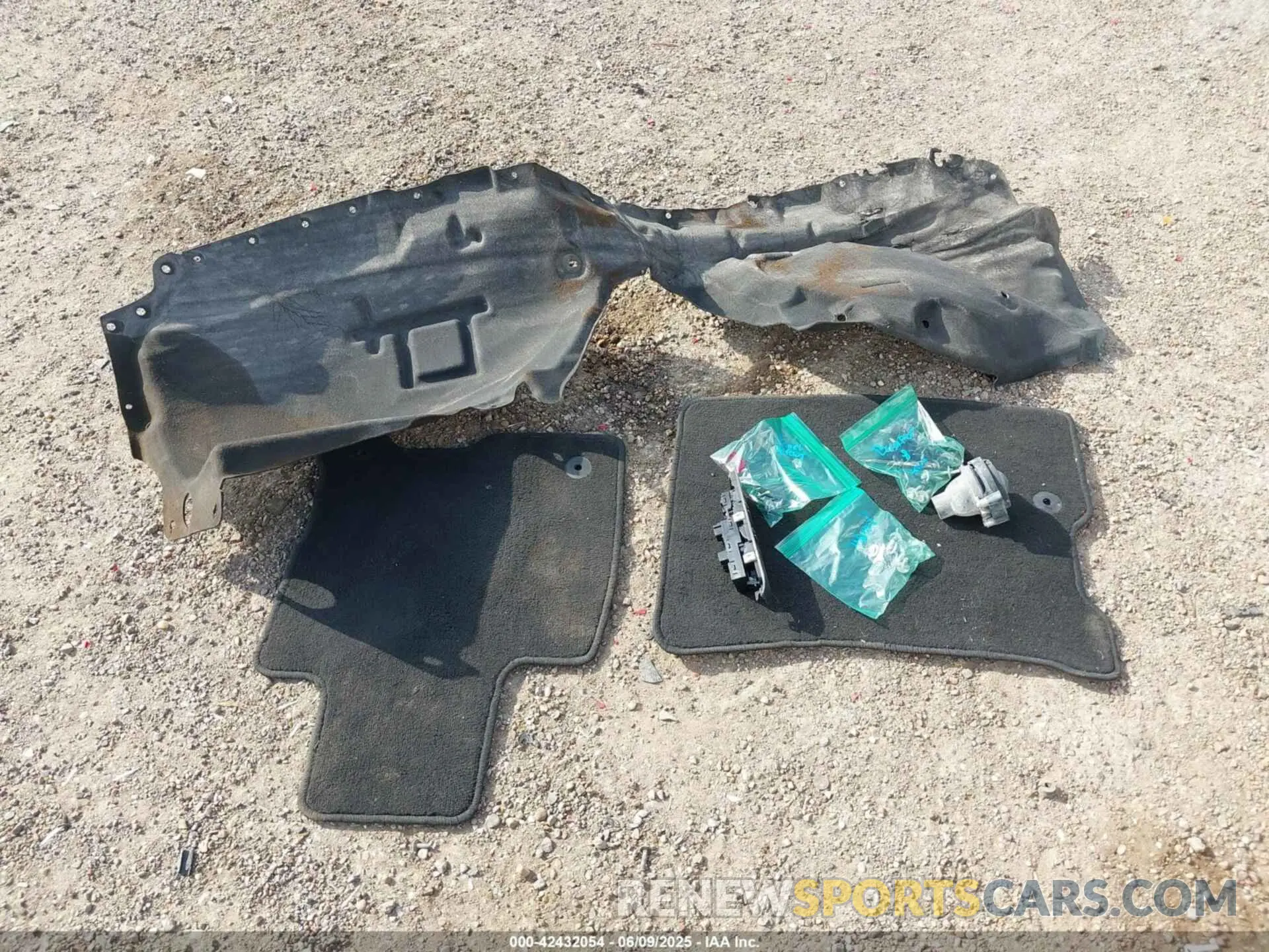 12 Photograph of a damaged car 3FTTW8A92RRB57792 FORD MAVERICK 2024