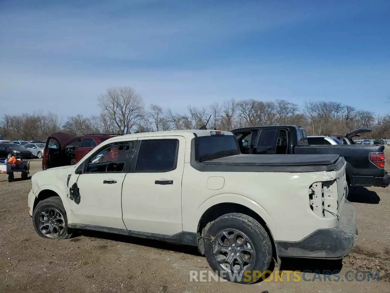 2 Photograph of a damaged car 3FTTW8H31RRA44448 FORD MAVERICK 2024