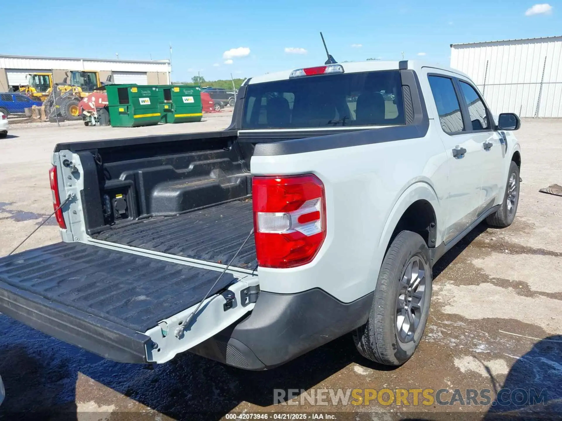 4 Фотография поврежденного автомобиля 3FTTW8H38RRA20700 FORD MAVERICK 2024