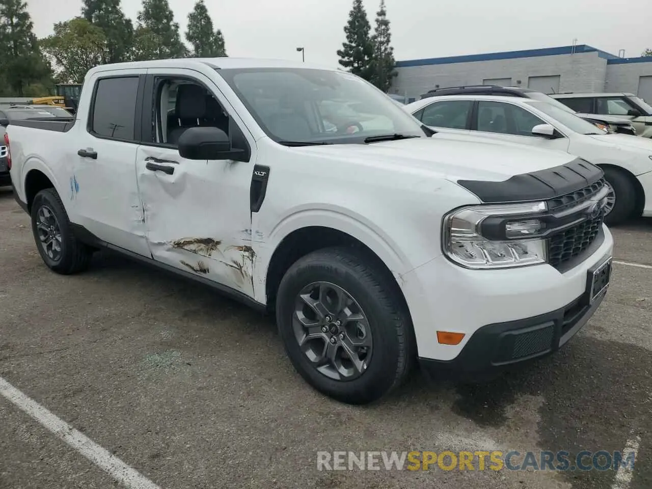 4 Photograph of a damaged car 3FTTW8H39RRB03018 FORD MAVERICK 2024