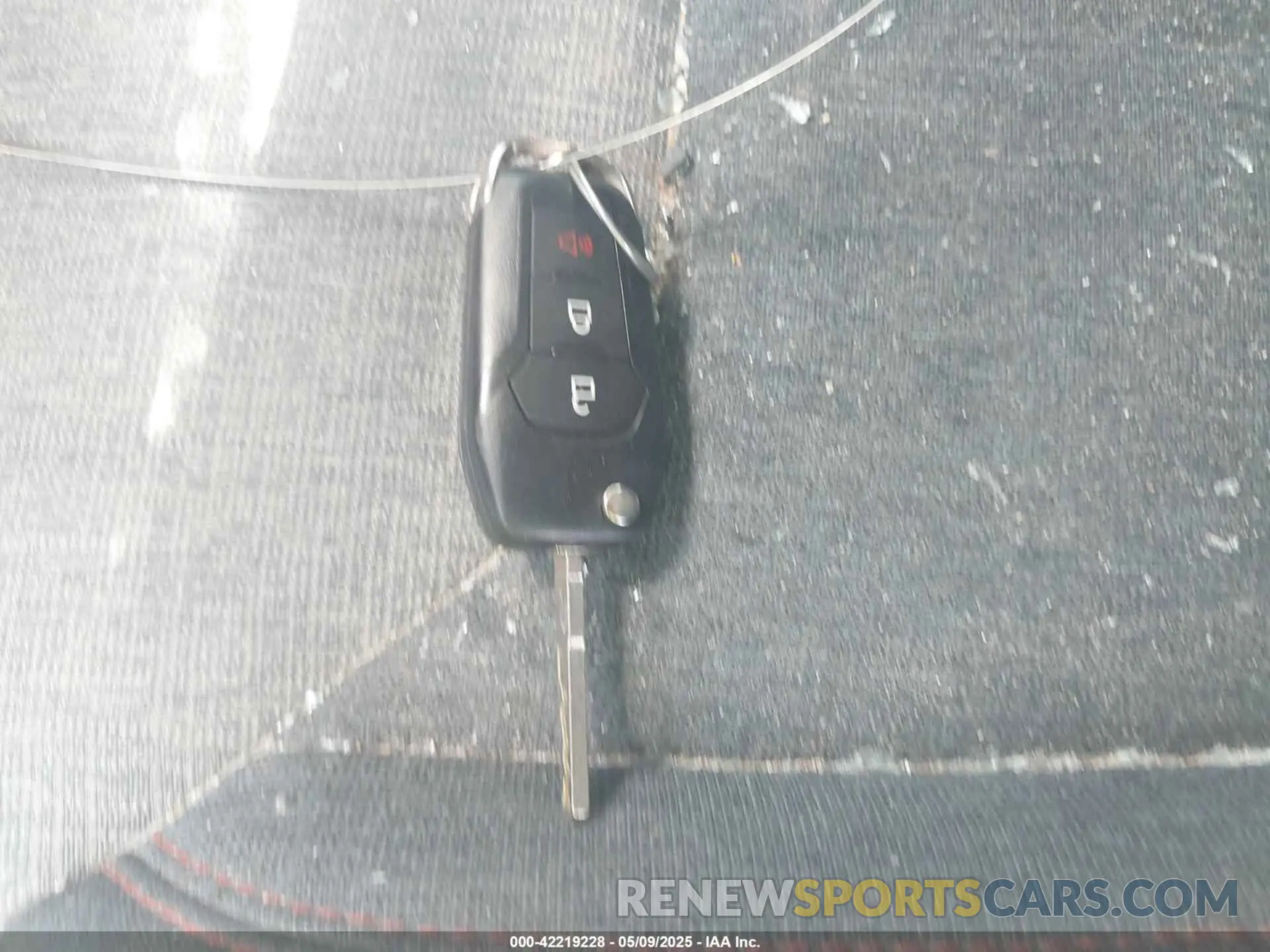 10 Photograph of a damaged car 3FTTW8H97RRB38760 FORD MAVERICK 2024