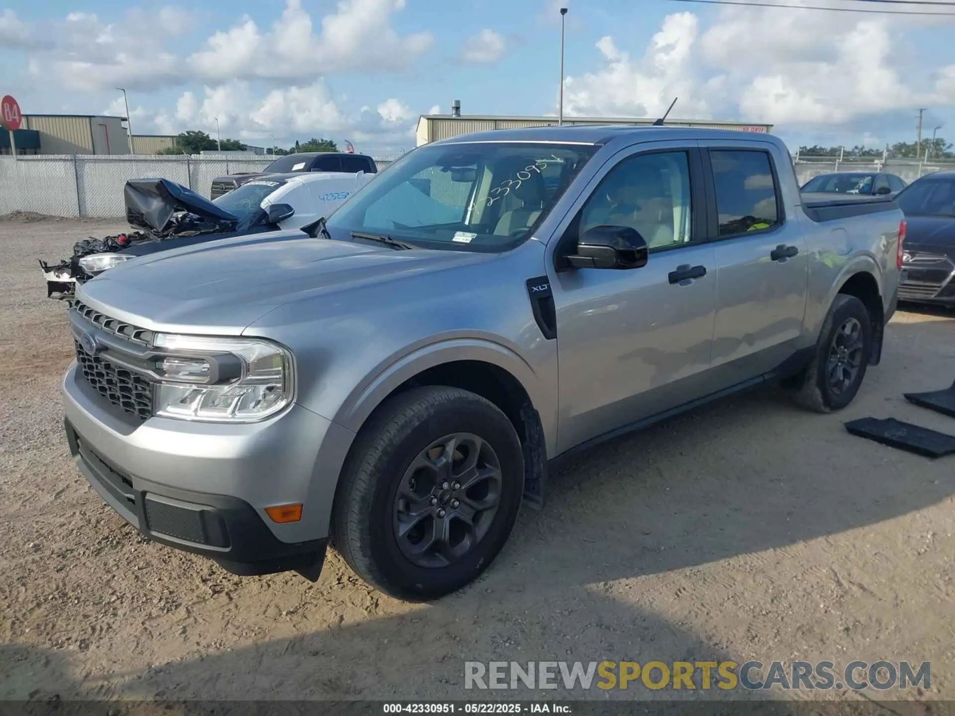 2 Photograph of a damaged car 3FTTW8J91RRA22562 FORD MAVERICK 2024