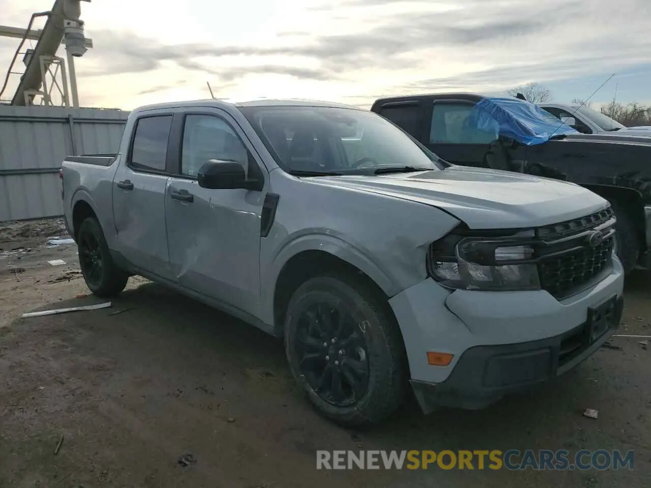 4 Photograph of a damaged car 3FTTW8J91RRA64827 FORD MAVERICK 2024