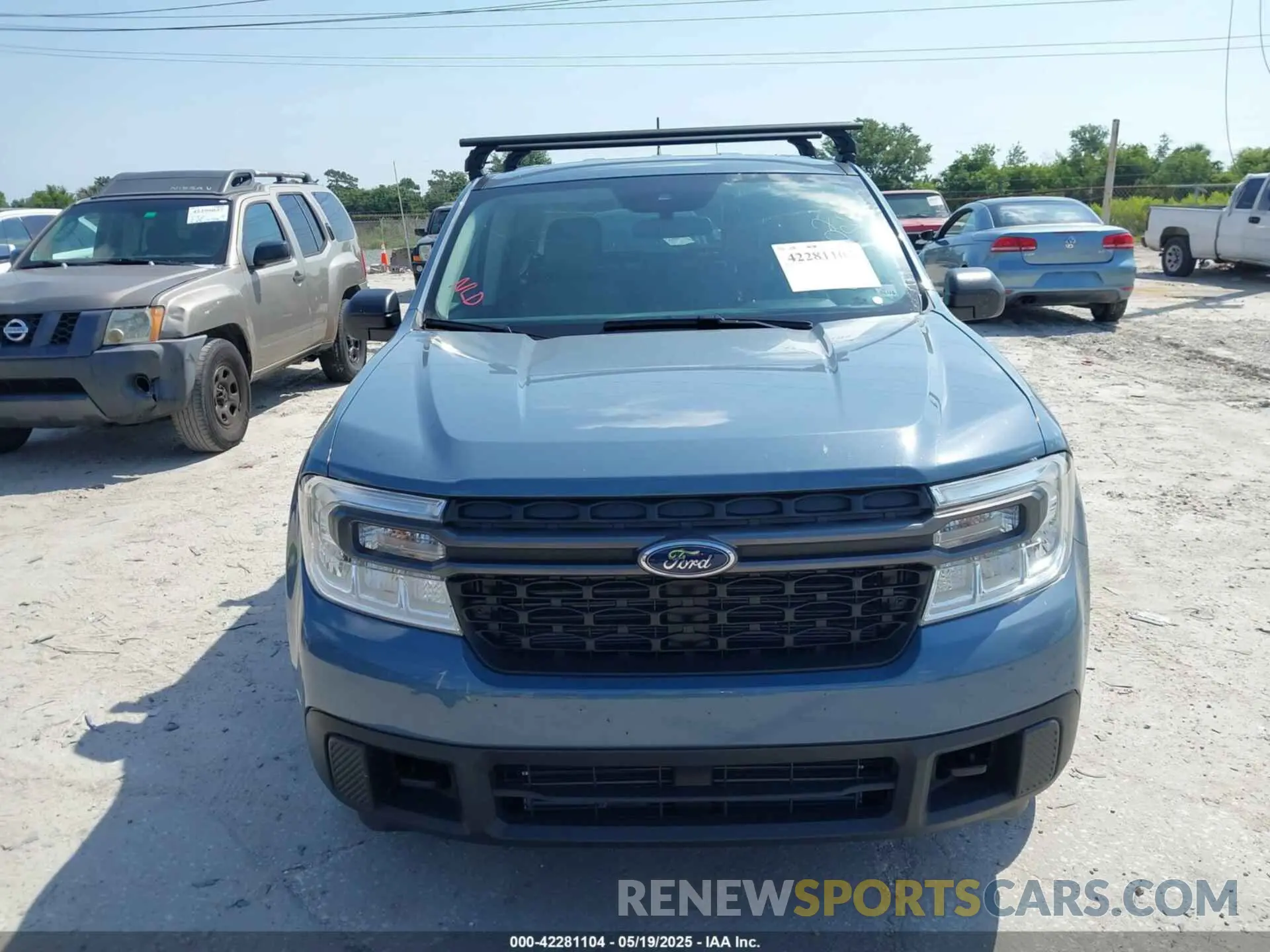 12 Photograph of a damaged car 3FTTW8J91RRB48002 FORD MAVERICK 2024