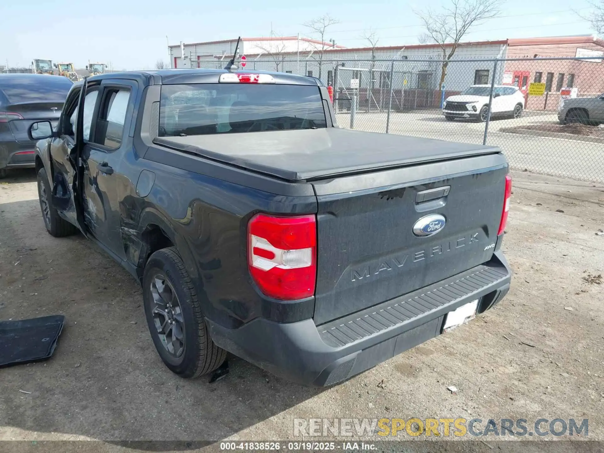 3 Фотография поврежденного автомобиля 3FTTW8J99RRB59782 FORD MAVERICK 2024