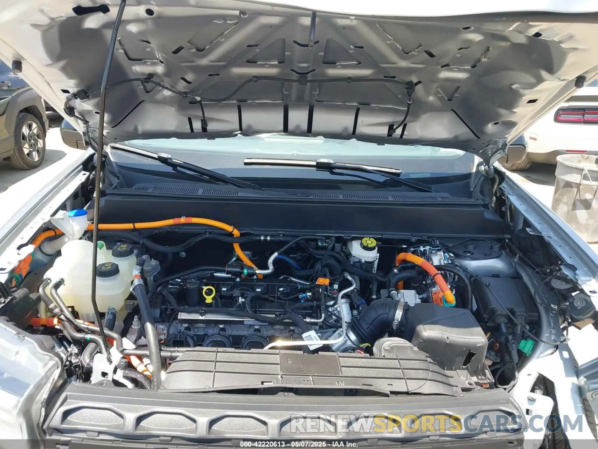10 Фотография поврежденного автомобиля 3FTTW8M32RRA19564 FORD MAVERICK 2024
