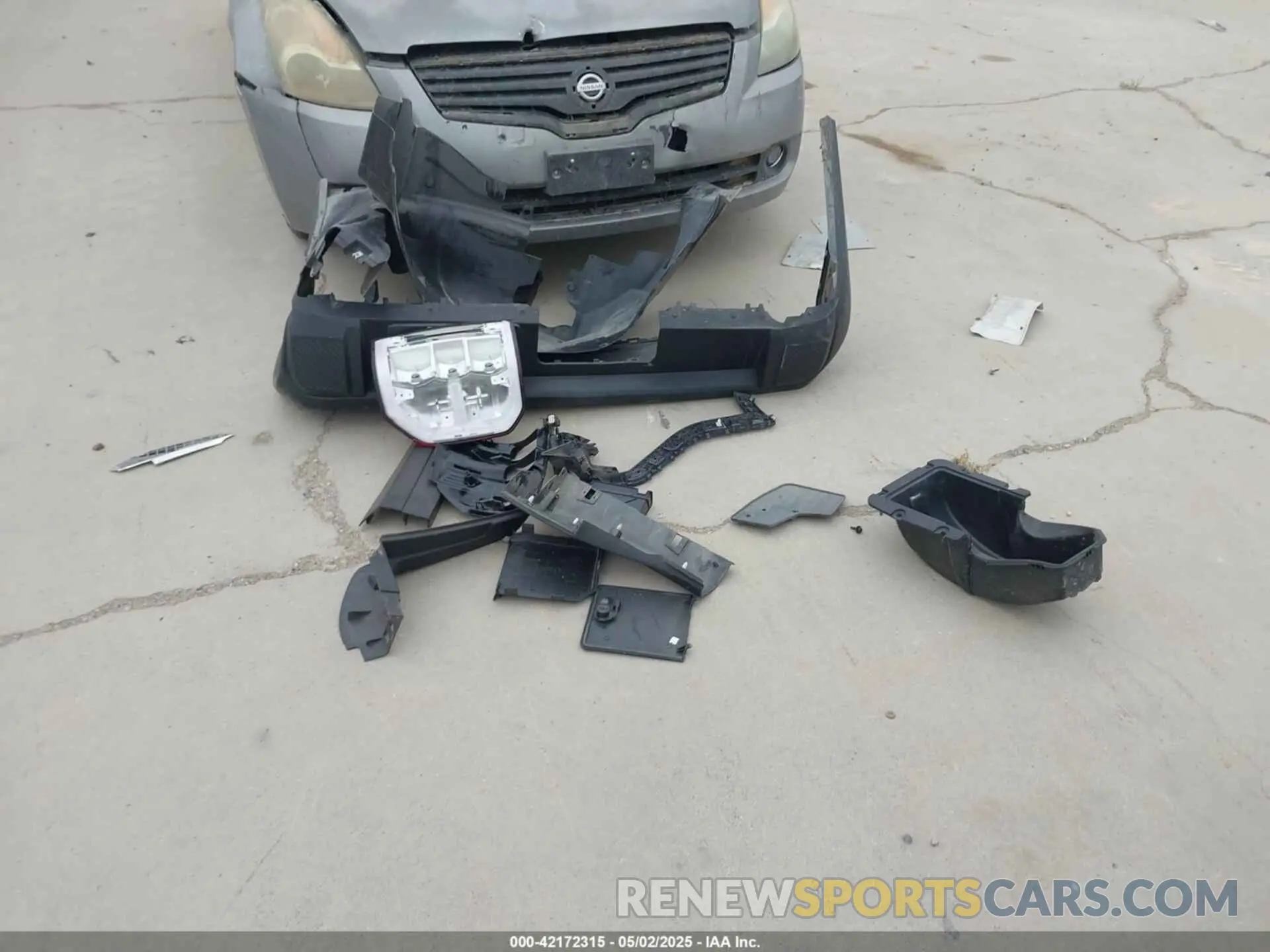 12 Photograph of a damaged car 3FTTW8S91RRA10104 FORD MAVERICK 2024