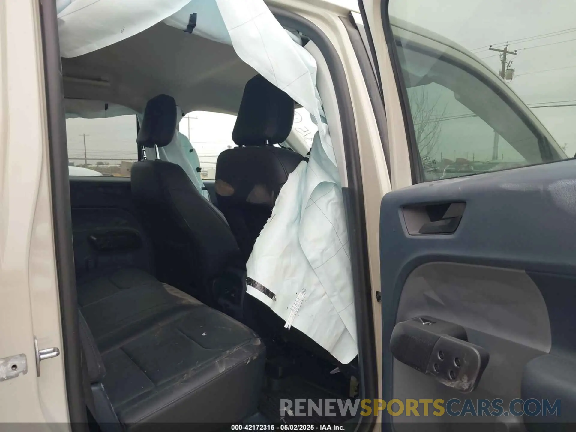 8 Photograph of a damaged car 3FTTW8S91RRA10104 FORD MAVERICK 2024