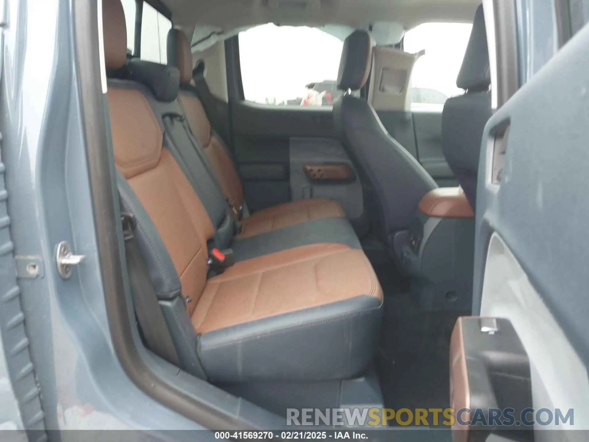8 Фотография поврежденного автомобиля 3FTTW8S93RRB21205 FORD MAVERICK 2024