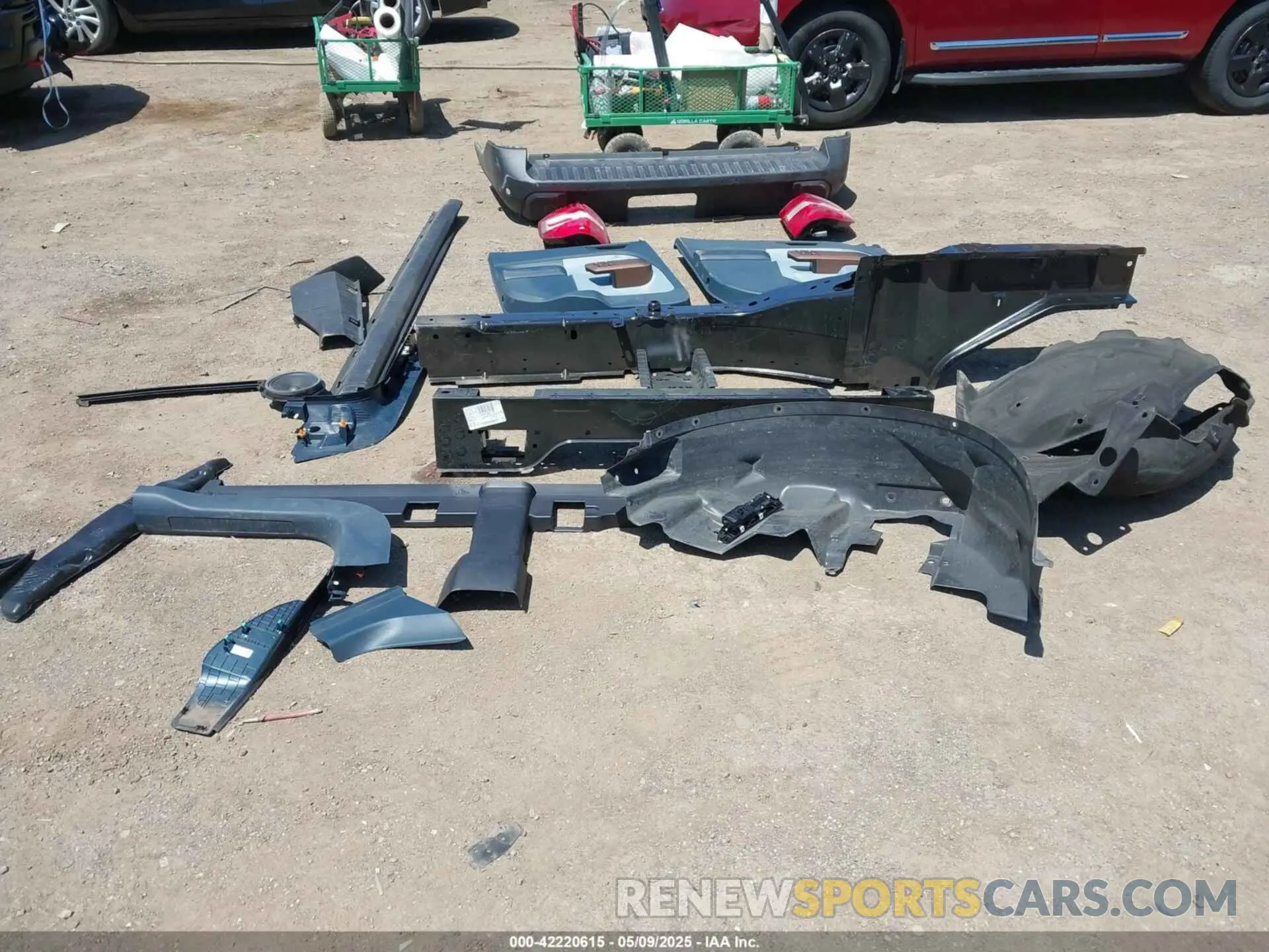 12 Photograph of a damaged car 3FTTW8S9XRRB21234 FORD MAVERICK 2024