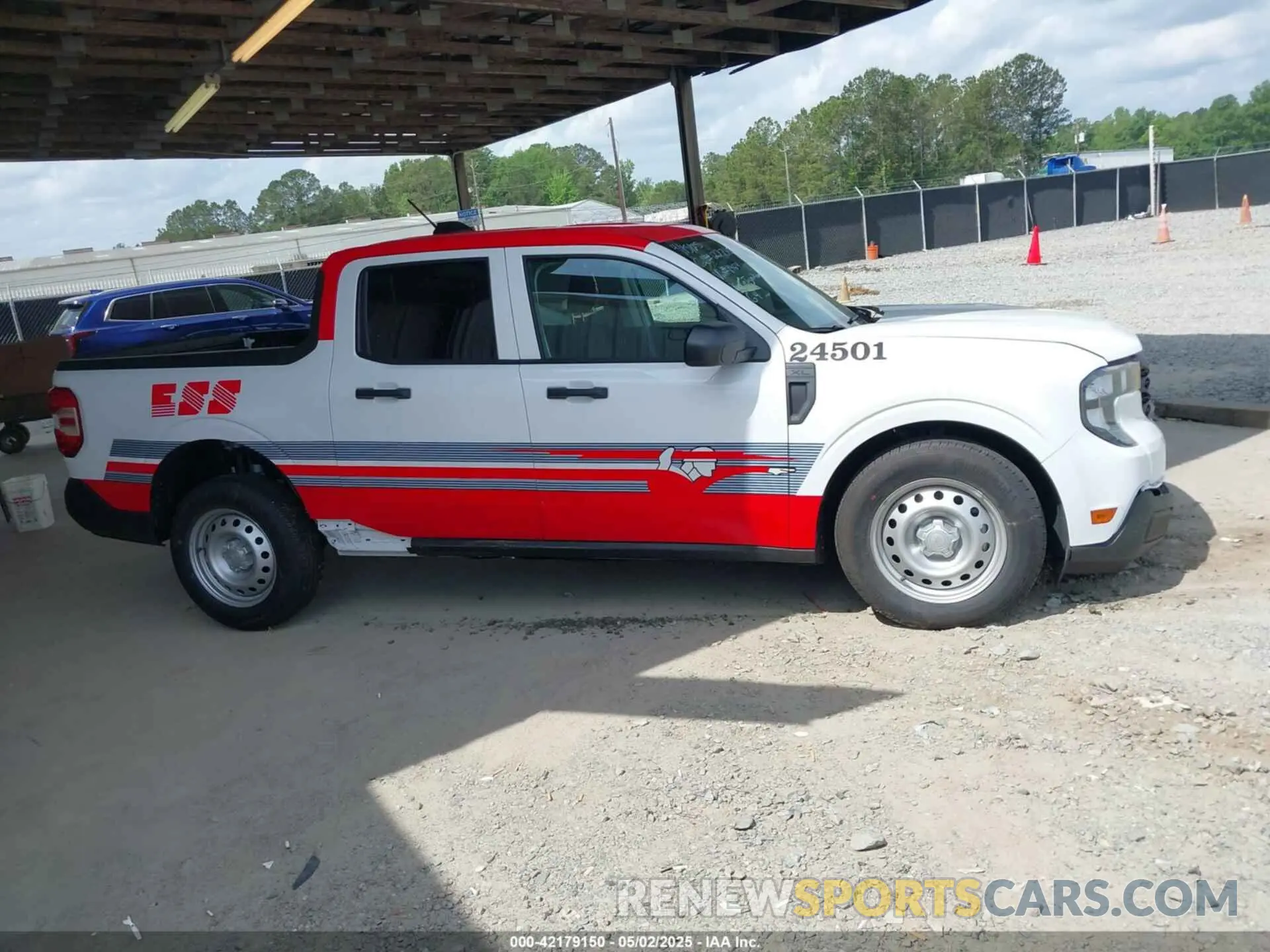 13 Photograph of a damaged car 3FTTW8A34SRA01464 FORD MAVERICK 2025