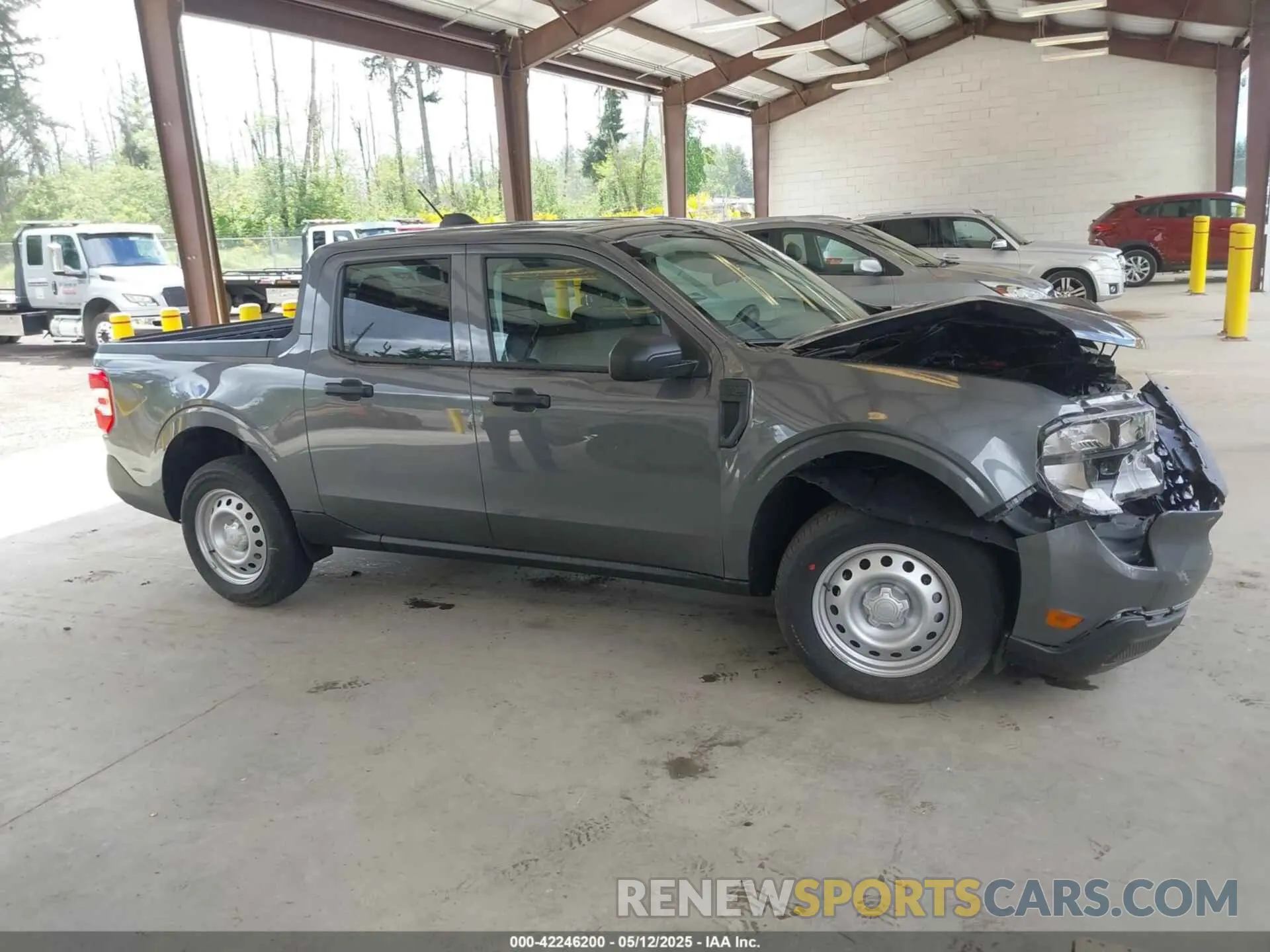 13 Photograph of a damaged car 3FTTW8BA2SRA82140 FORD MAVERICK 2025