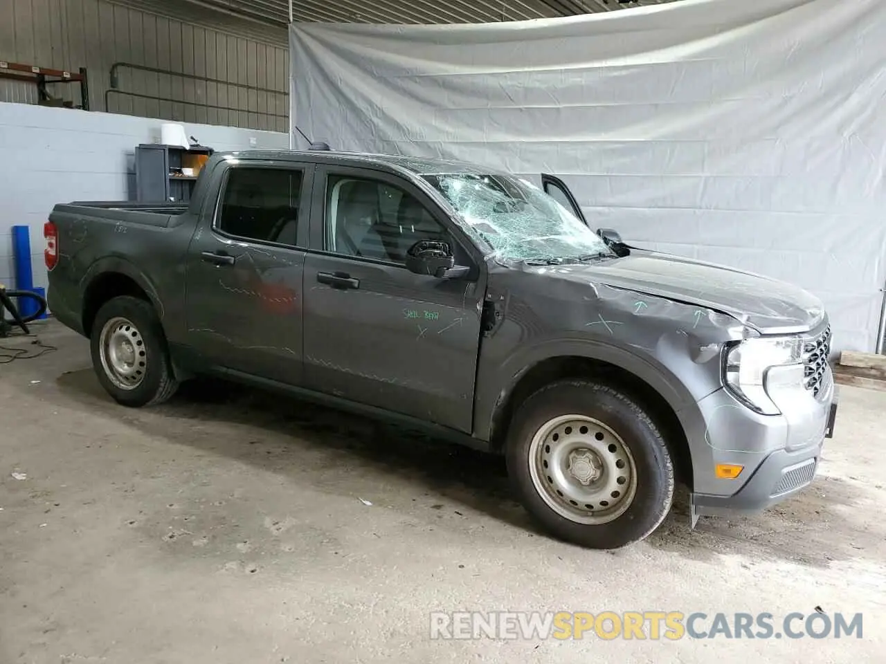 4 Photograph of a damaged car 3FTTW8BA9SRA42850 FORD MAVERICK 2025