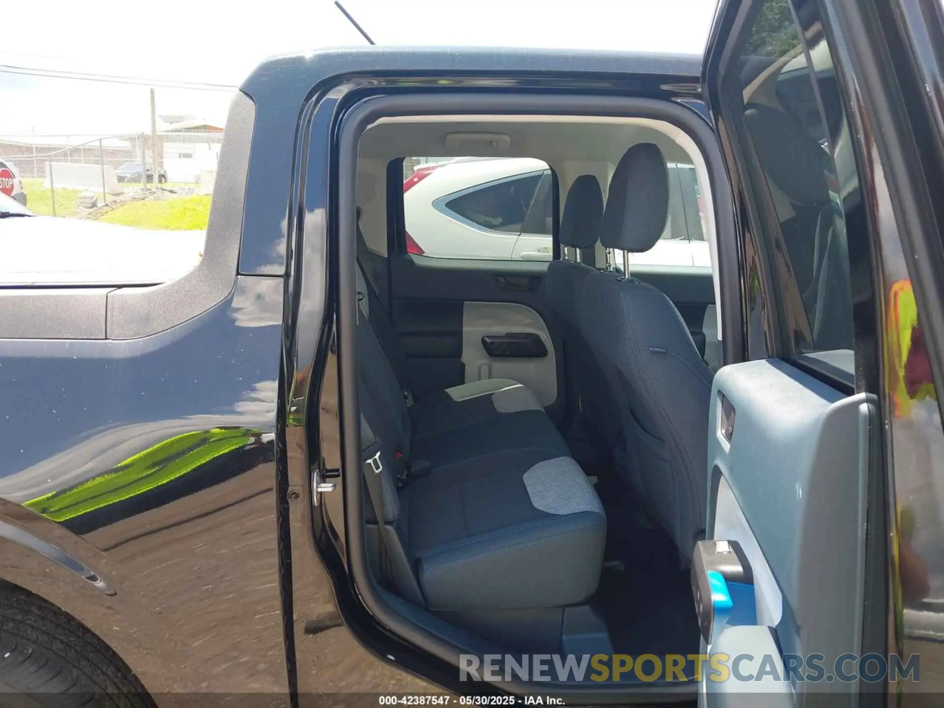 8 Фотография поврежденного автомобиля 3FTTW8H30SRA30269 FORD MAVERICK 2025