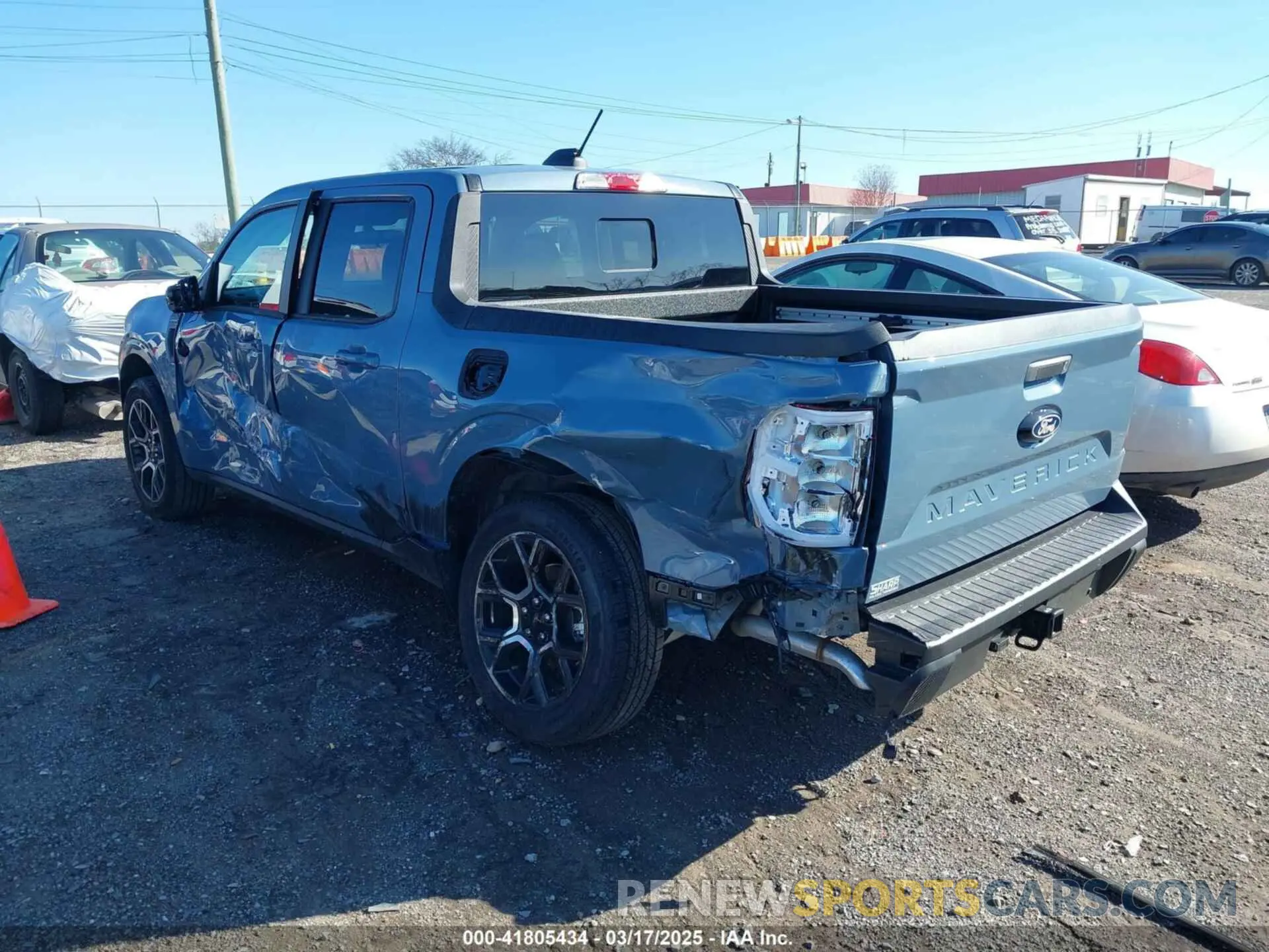 3 Фотография поврежденного автомобиля 3FTTW8SA3SRA17801 FORD MAVERICK 2025