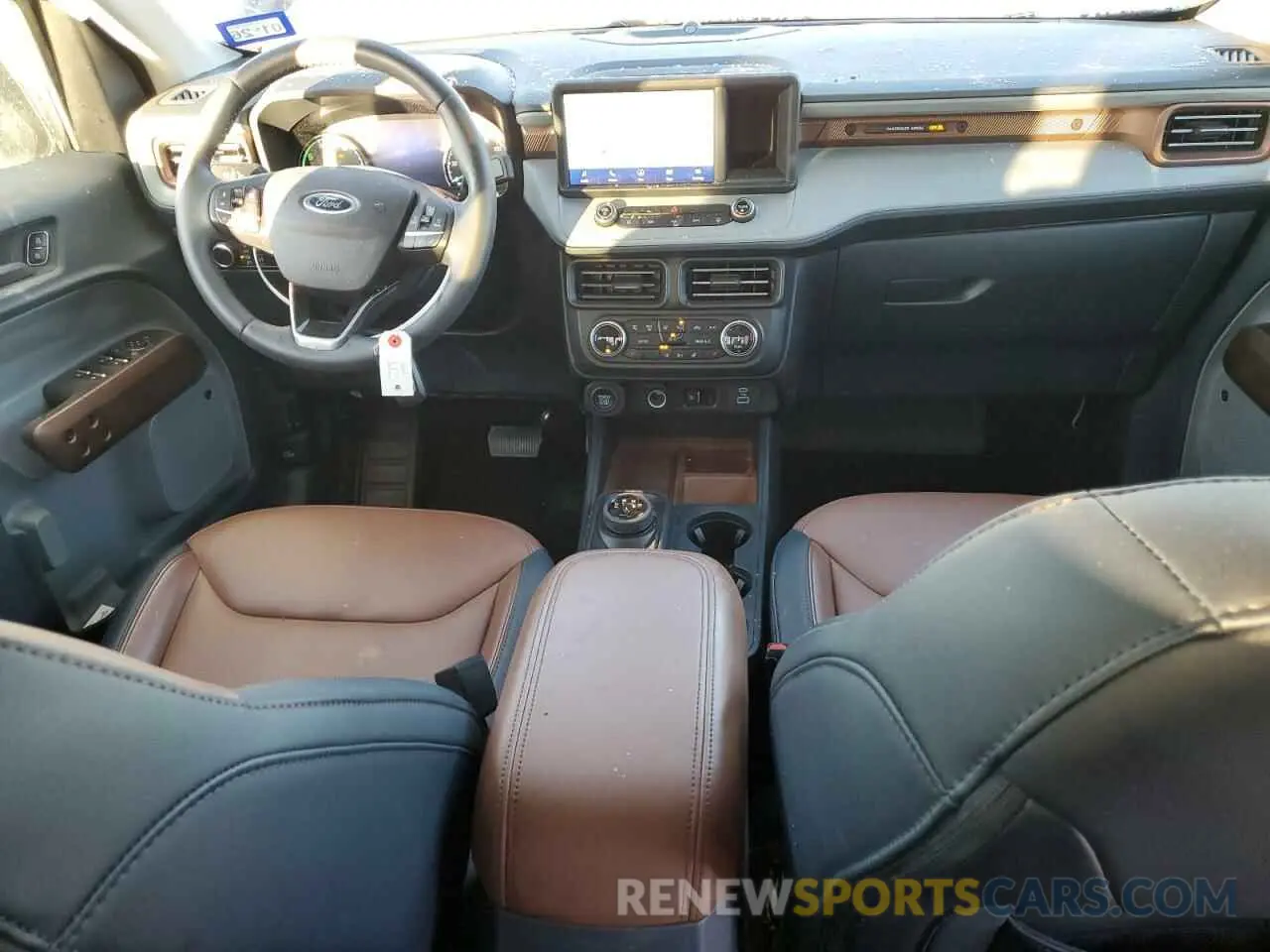 8 Фотография поврежденного автомобиля 3FTTW8M35RRA23978 FORD MAVERICK L 2024