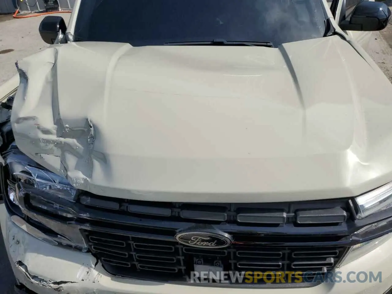 12 Photograph of a damaged car 3FTTW8M35RRB36412 FORD MAVERICK L 2024