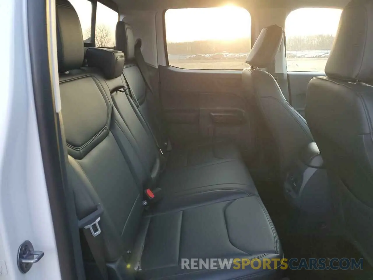 11 Фотография поврежденного автомобиля 3FTTW8S91RRA85191 FORD MAVERICK L 2024