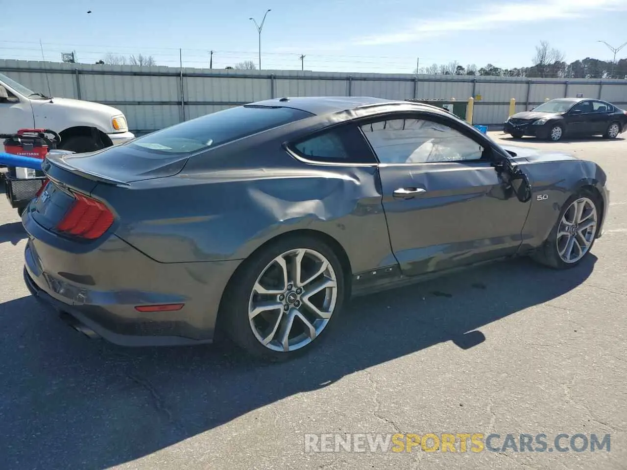 3 Фотография поврежденного автомобиля 1FA6P8CF0K5199230 FORD MUSTANG 2019