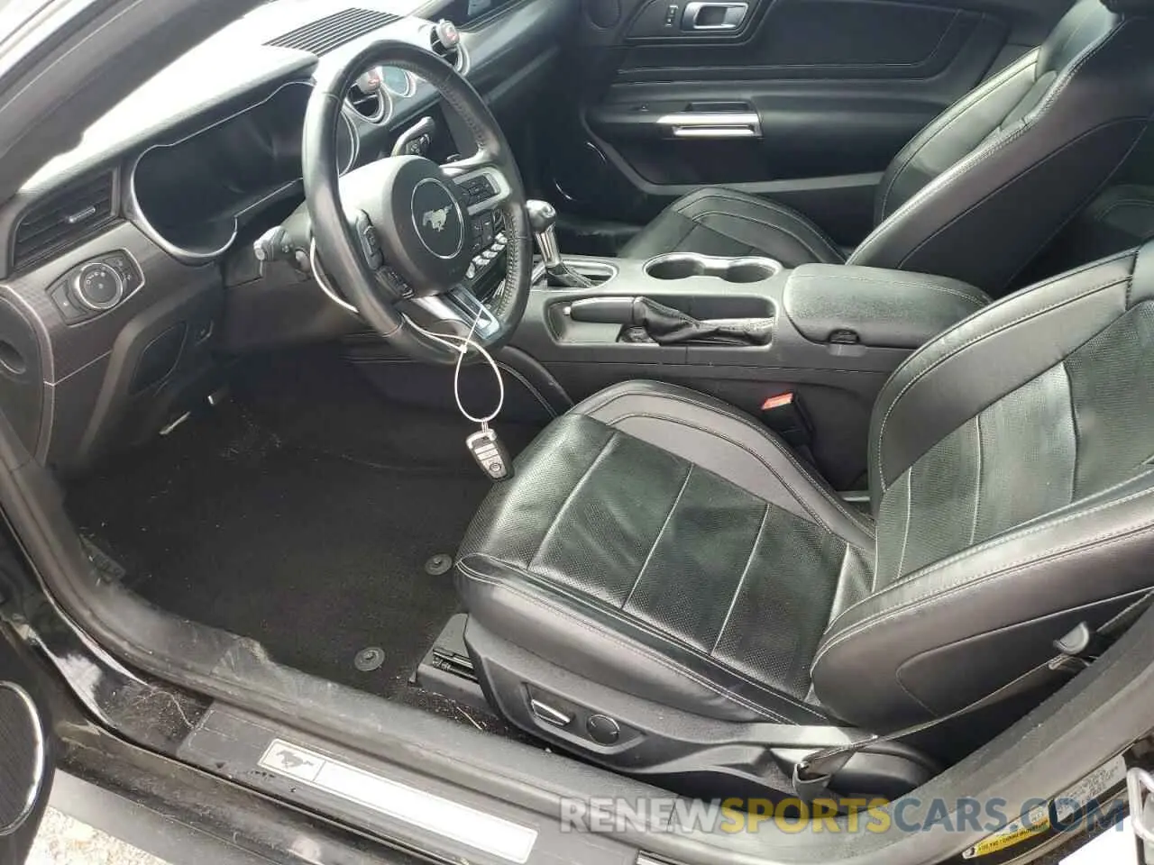 7 Photograph of a damaged car 1FA6P8CF1K5141742 FORD MUSTANG 2019