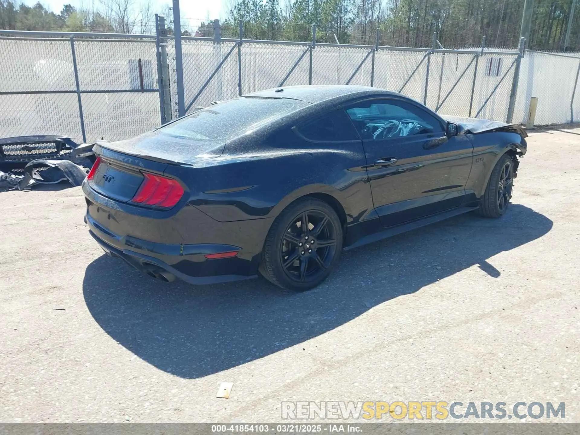 4 Photograph of a damaged car 1FA6P8CF1K5146942 FORD MUSTANG 2019
