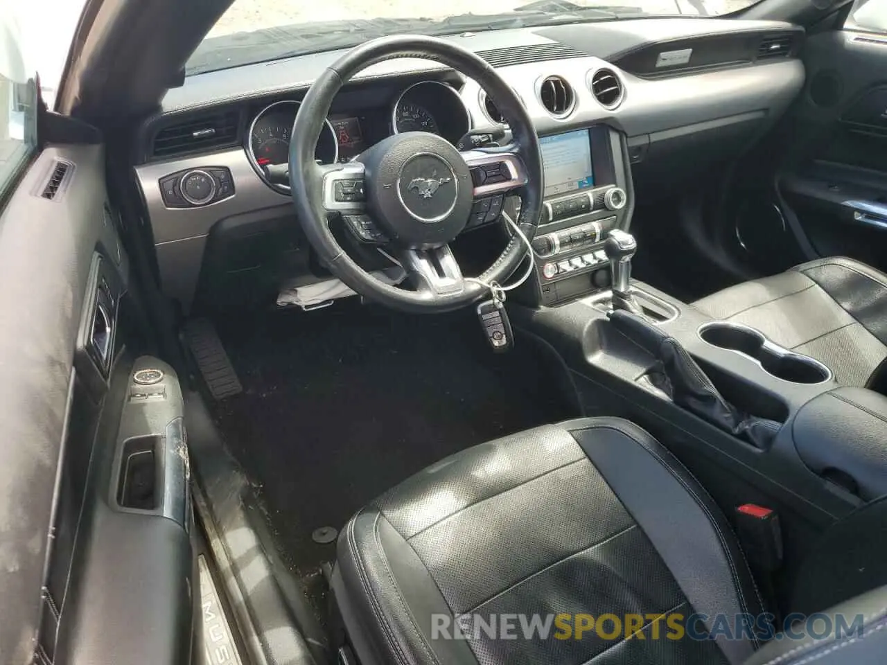 8 Photograph of a damaged car 1FA6P8CF1K5151669 FORD MUSTANG 2019