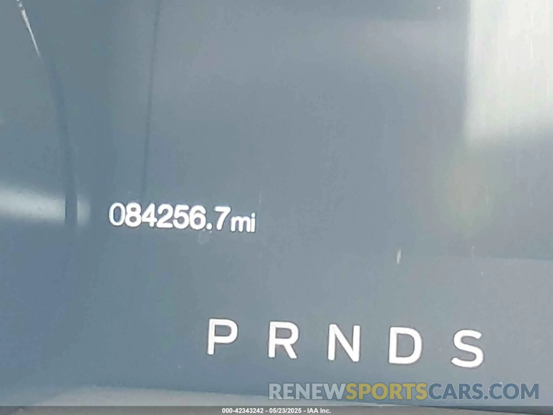 16 Photograph of a damaged car 1FA6P8CF1K5192822 FORD MUSTANG 2019