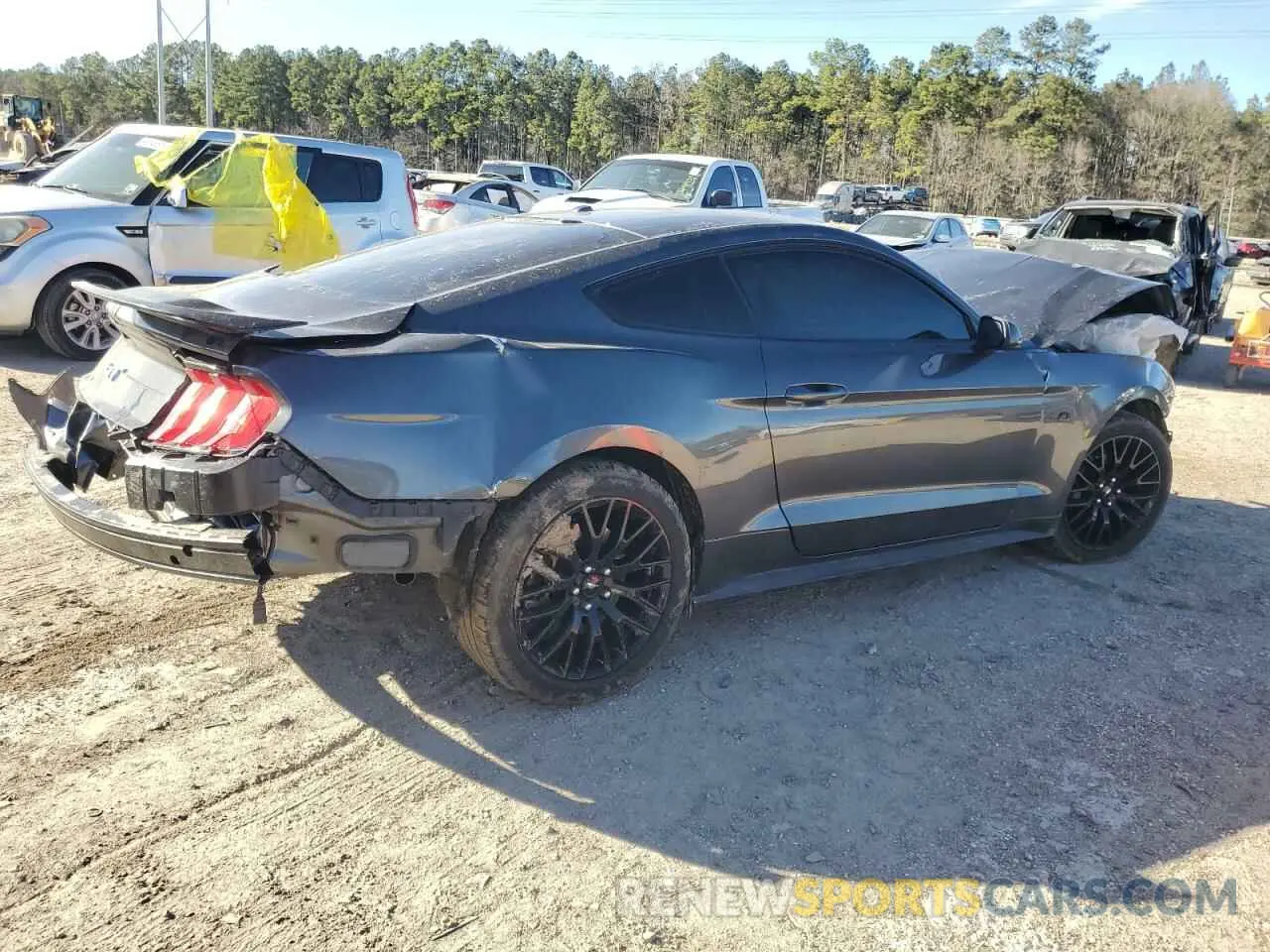 3 Фотография поврежденного автомобиля 1FA6P8CF2K5125369 FORD MUSTANG 2019