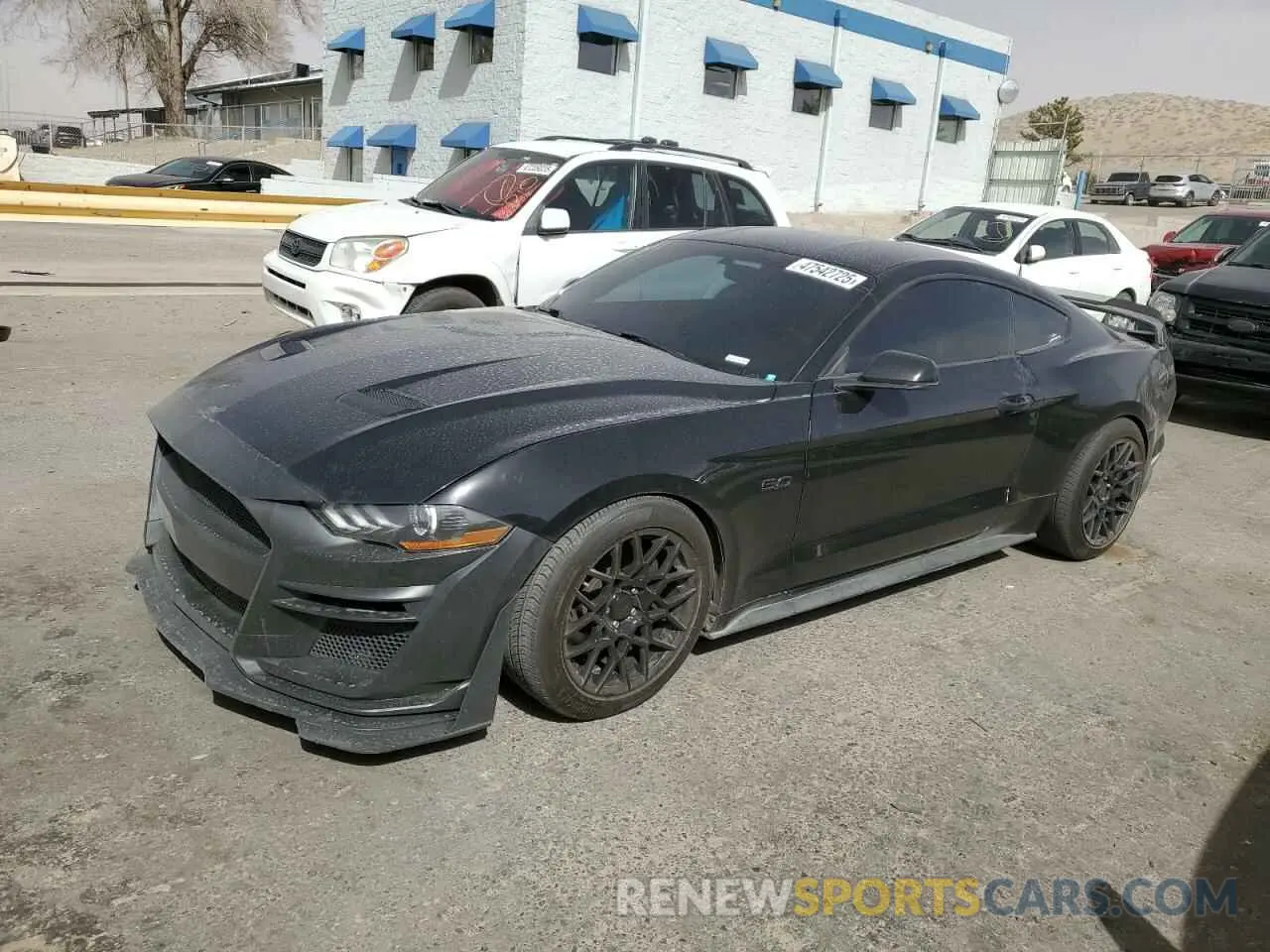 1 Фотография поврежденного автомобиля 1FA6P8CF3K5130158 FORD MUSTANG 2019