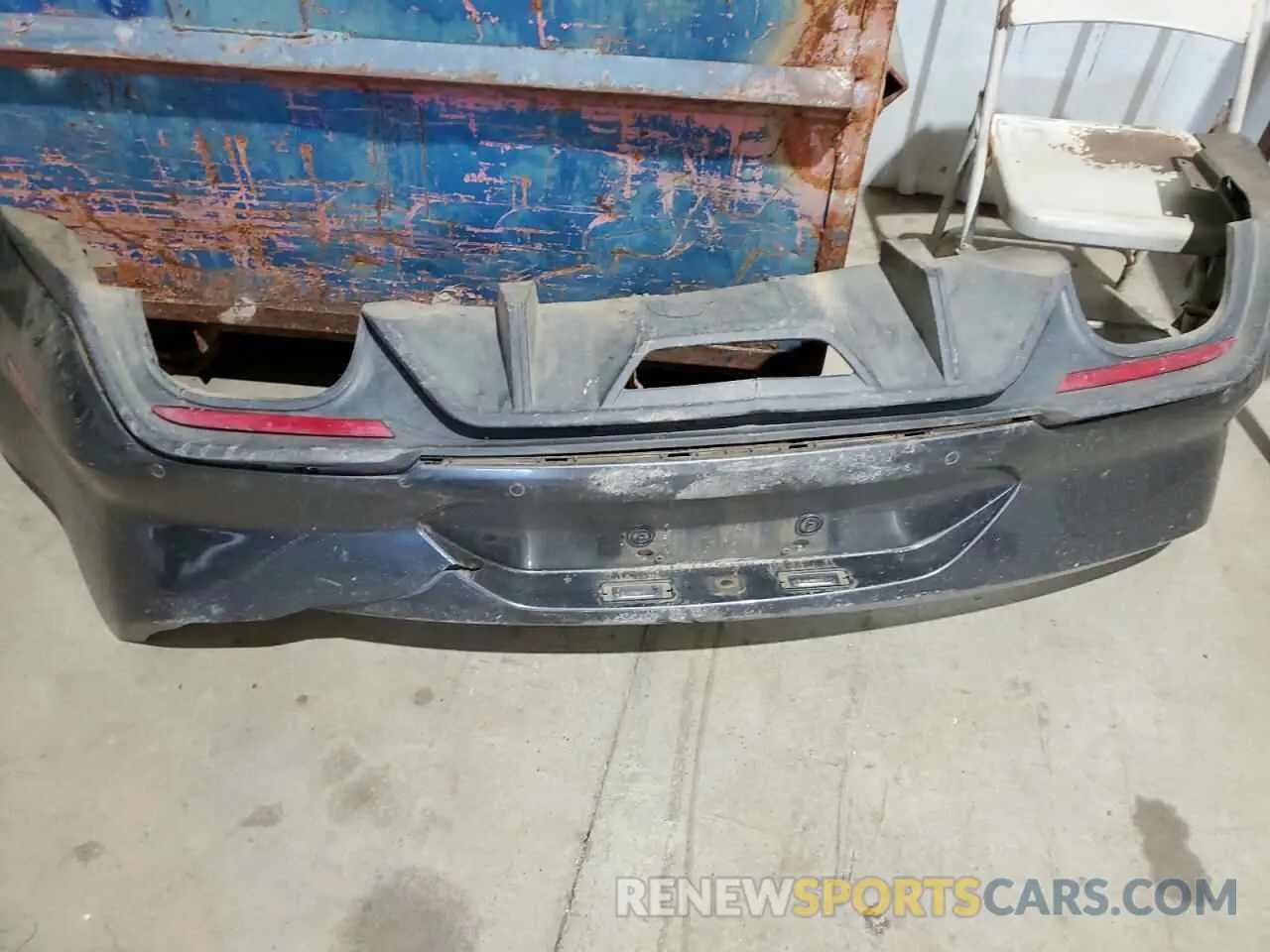12 Photograph of a damaged car 1FA6P8CF3K5173835 FORD MUSTANG 2019