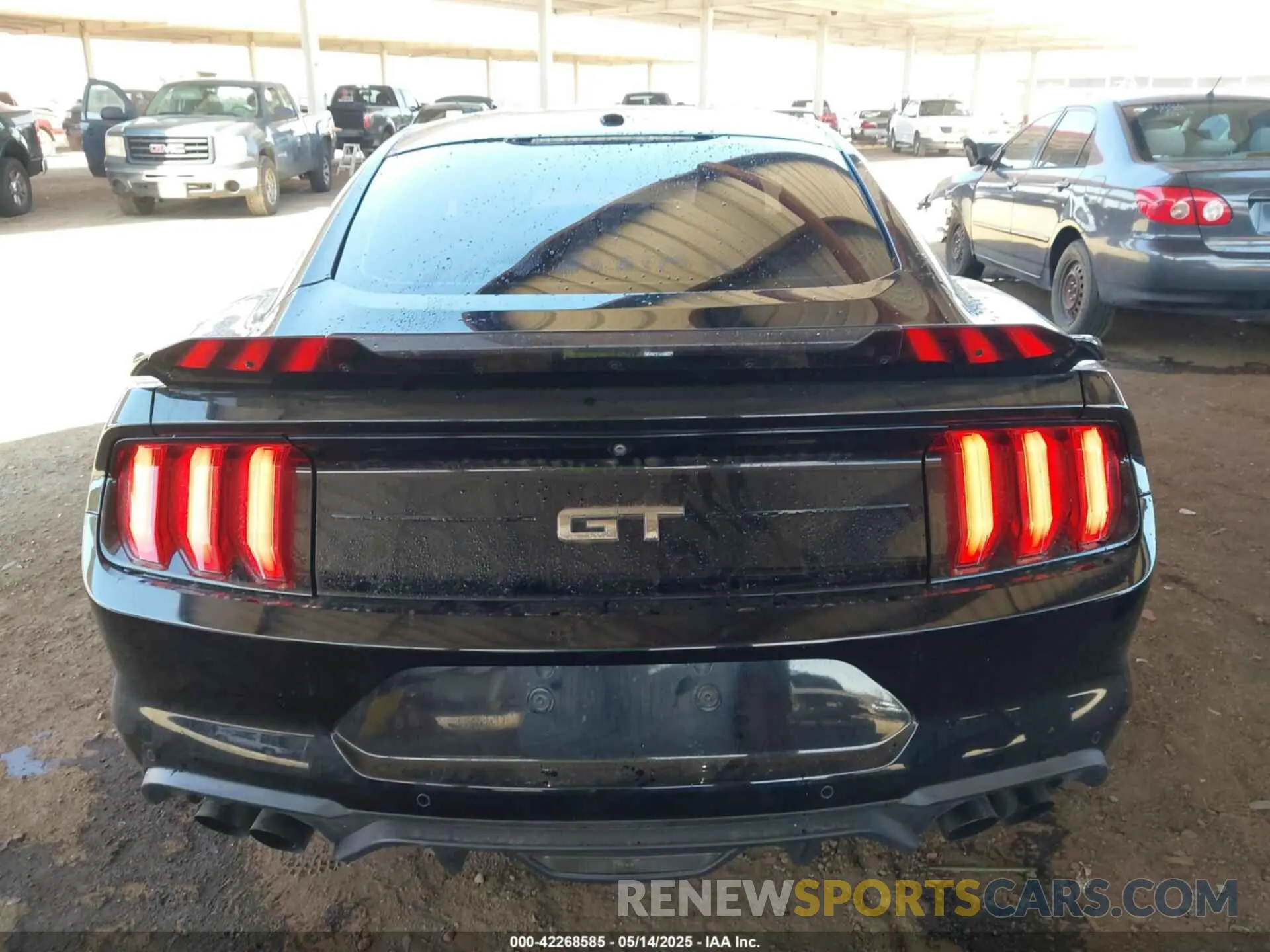 17 Фотография поврежденного автомобиля 1FA6P8CF4K5120688 FORD MUSTANG 2019