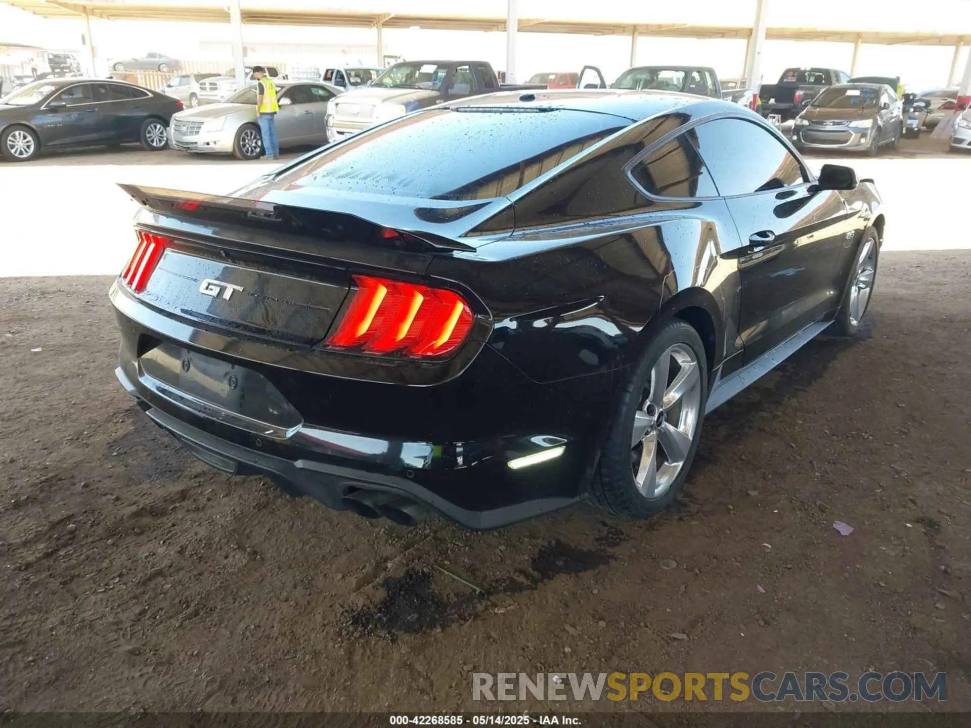 4 Фотография поврежденного автомобиля 1FA6P8CF4K5120688 FORD MUSTANG 2019