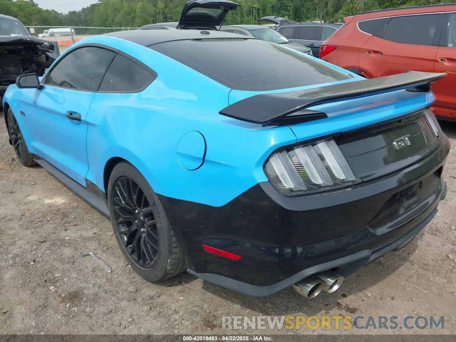 3 Фотография поврежденного автомобиля 1FA6P8CF4K5144134 FORD MUSTANG 2019