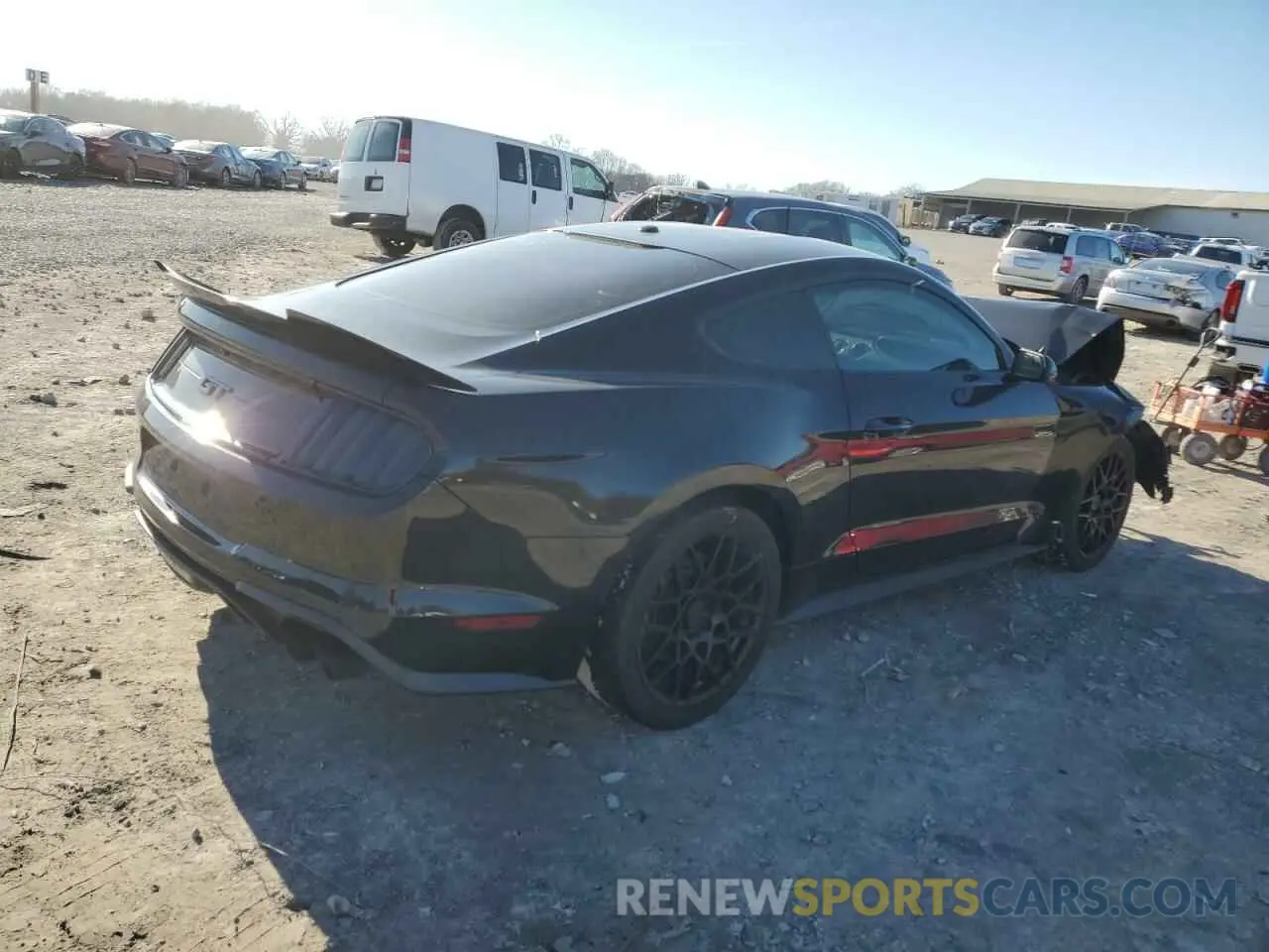 3 Фотография поврежденного автомобиля 1FA6P8CF4K5166246 FORD MUSTANG 2019